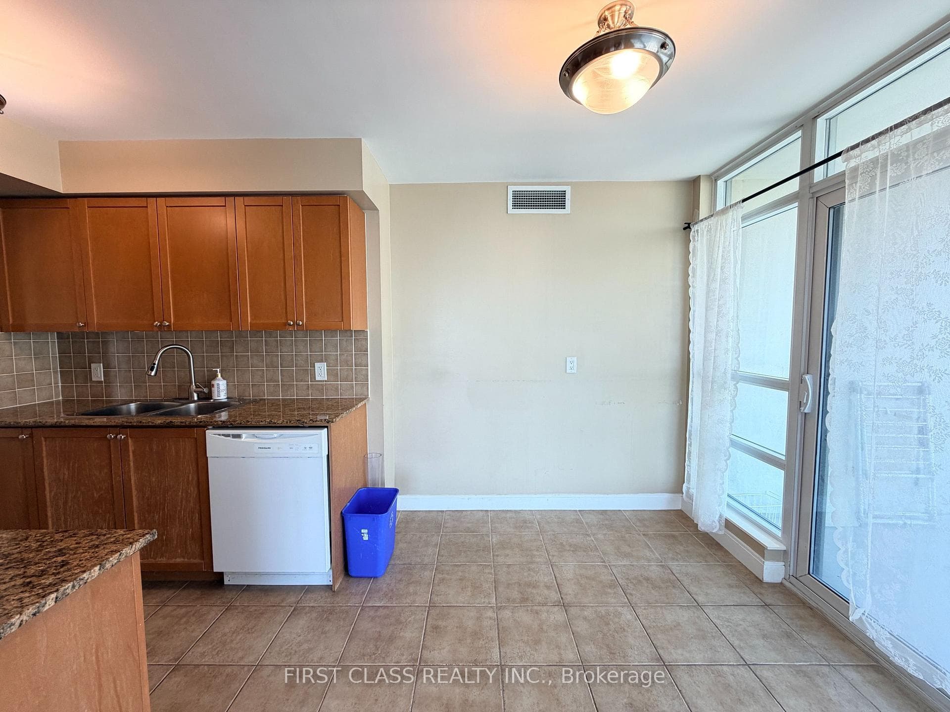 238 Bonis Avenue Unit 2525 photo 10