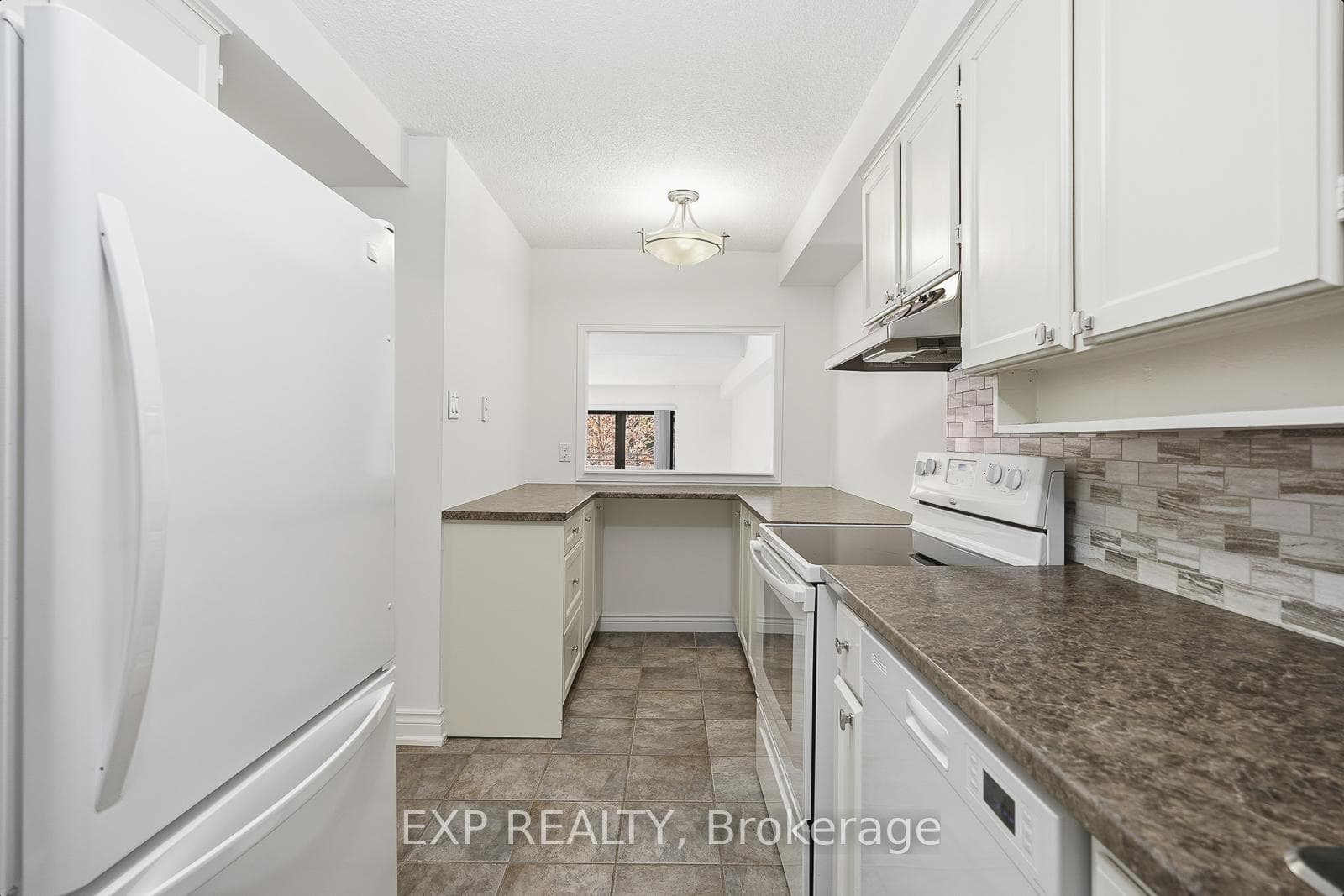 965 Inverhouse Drive Unit 304 photo 22