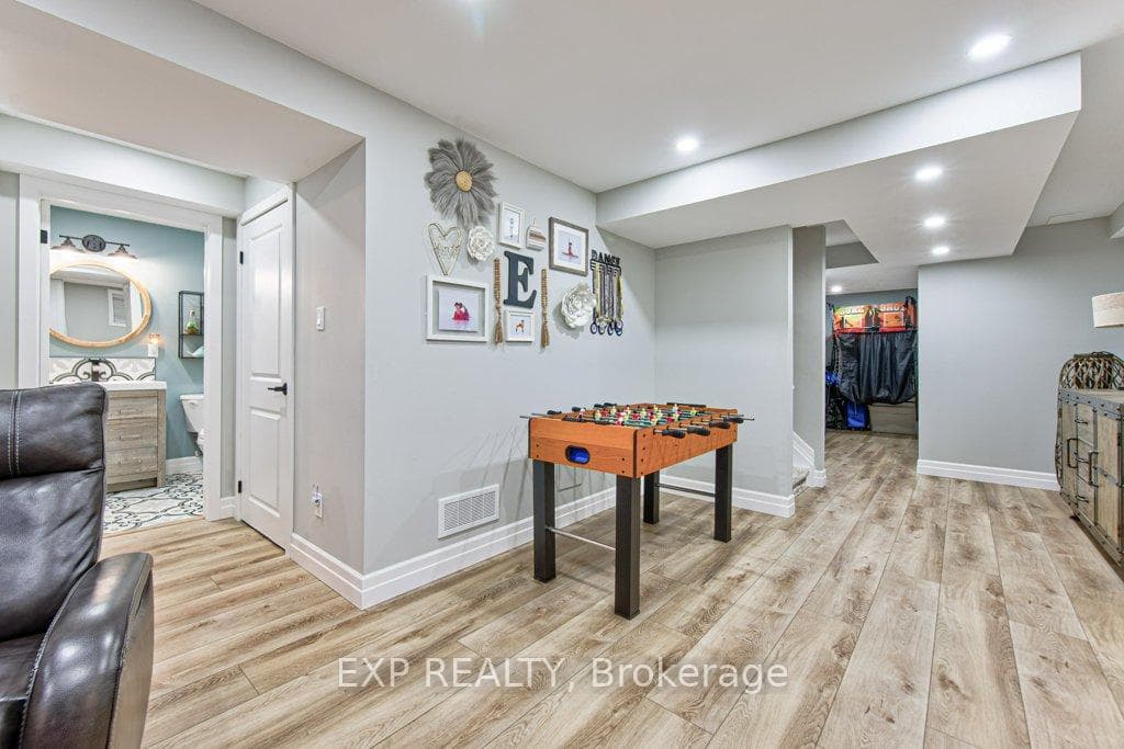 76 Ruhl Drive photo 39