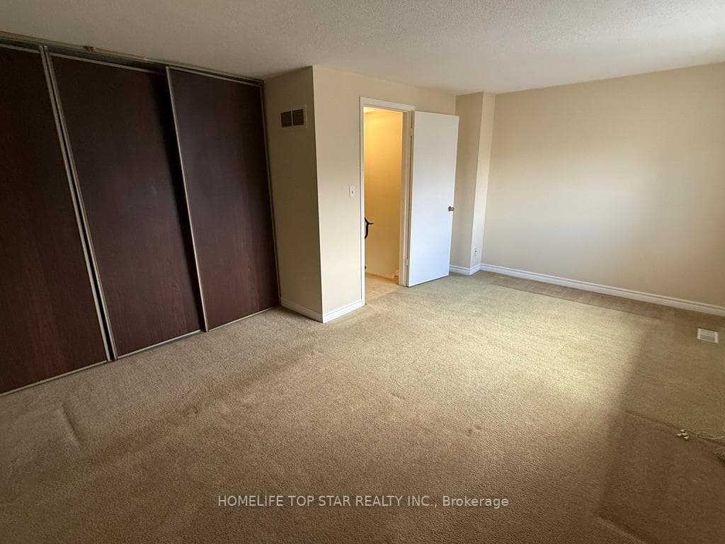 77 Linwell Road Unit 89 photo 11