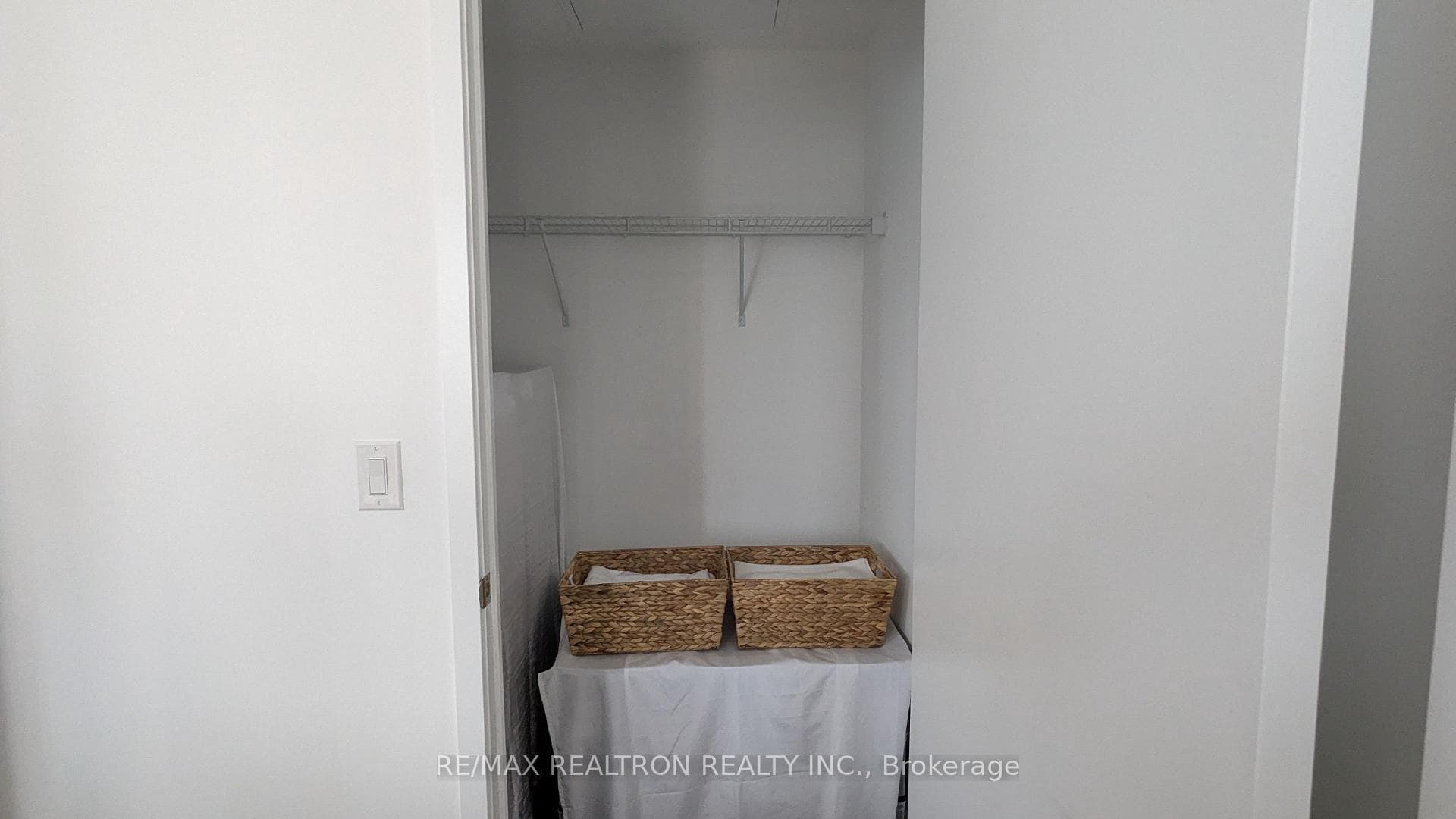 20 Edward Street Unit 806 photo 8