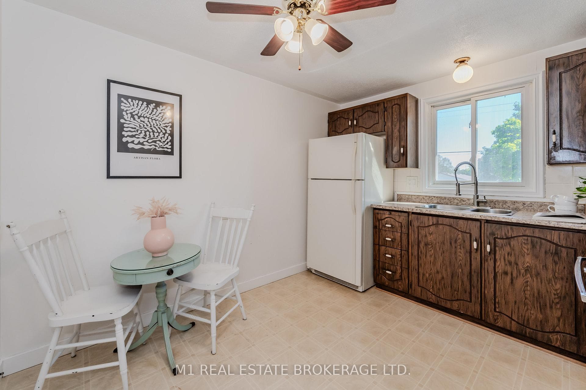 357 Heritage Drive photo 12