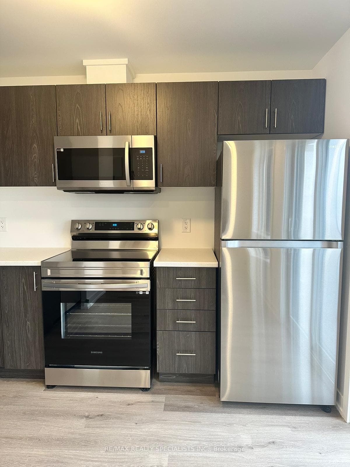 4263 FOURTH Avenue Unit 422 photo 9