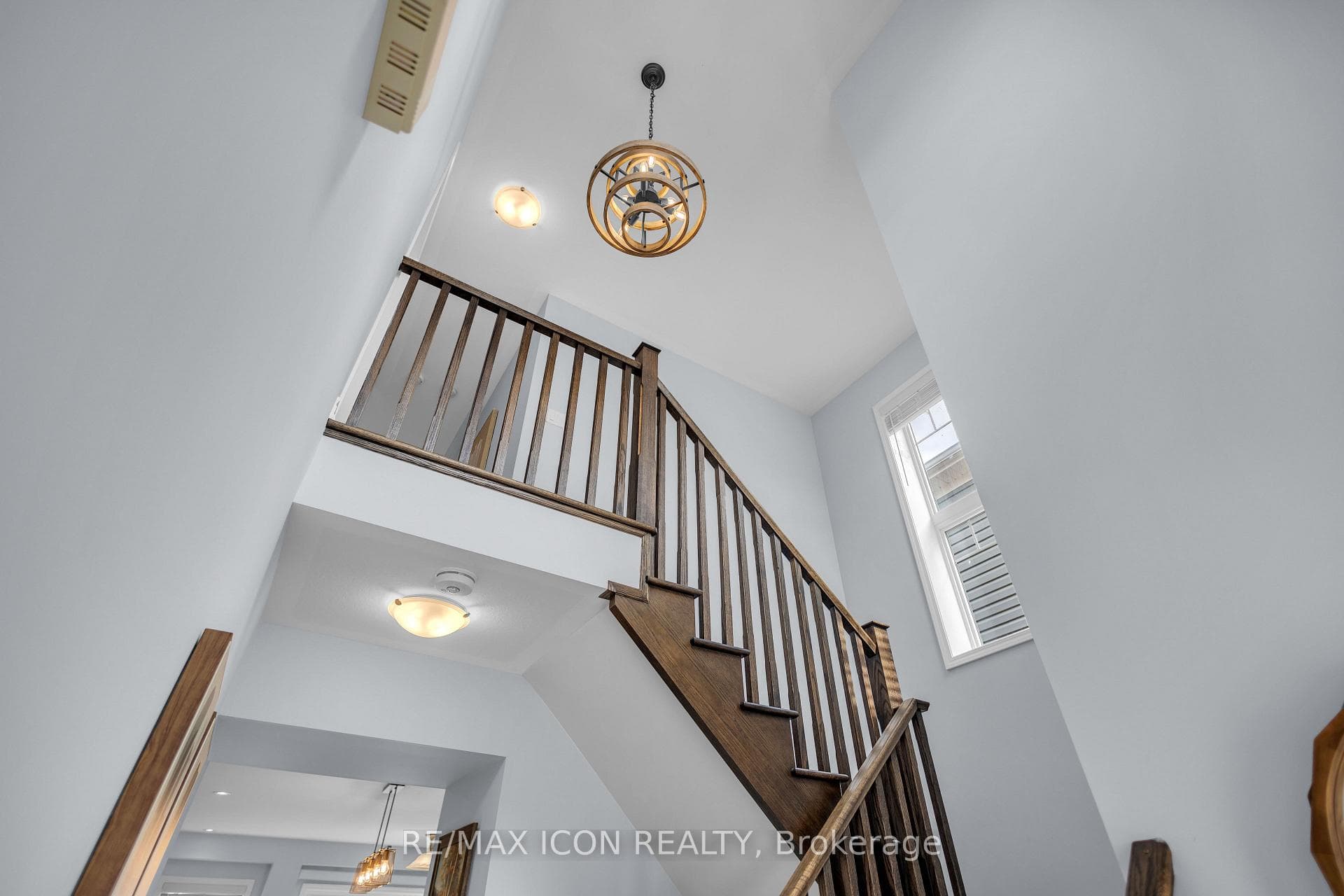 515 Equestrian Way photo 19