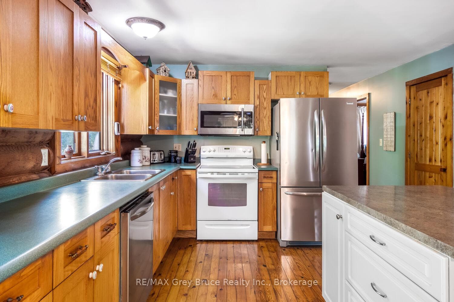 296 Bradley Drive photo 20