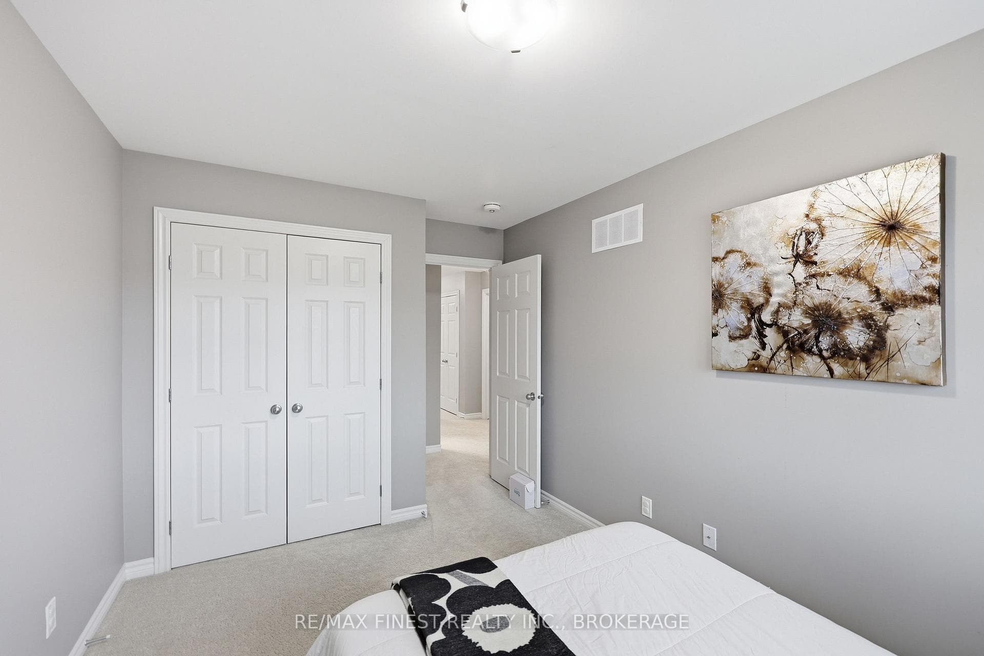 879 Riverview Way photo 34