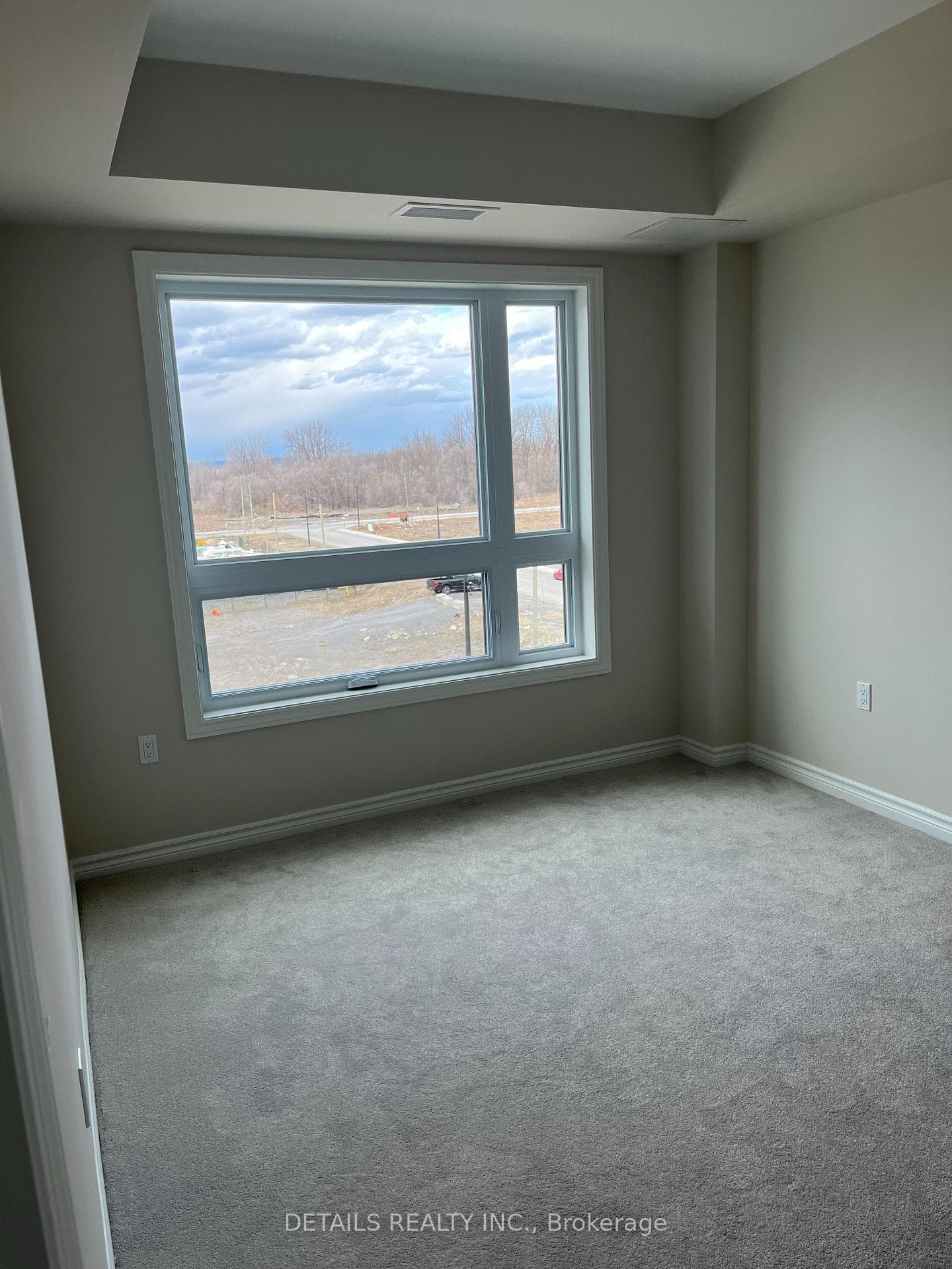 1350 Hemlock Road Unit 403 photo 7