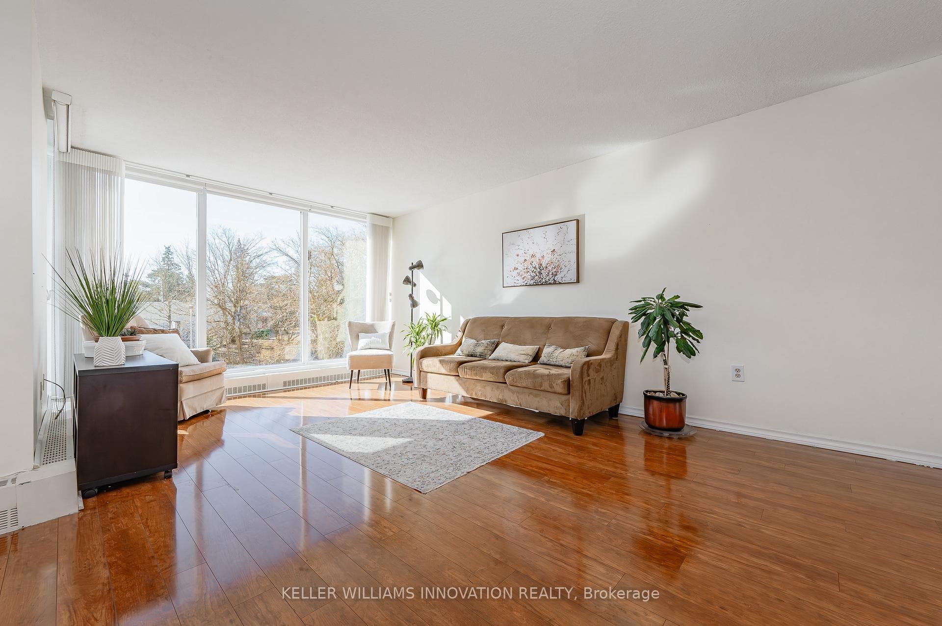 19 Woodlawn Road Unit 203 photo 5