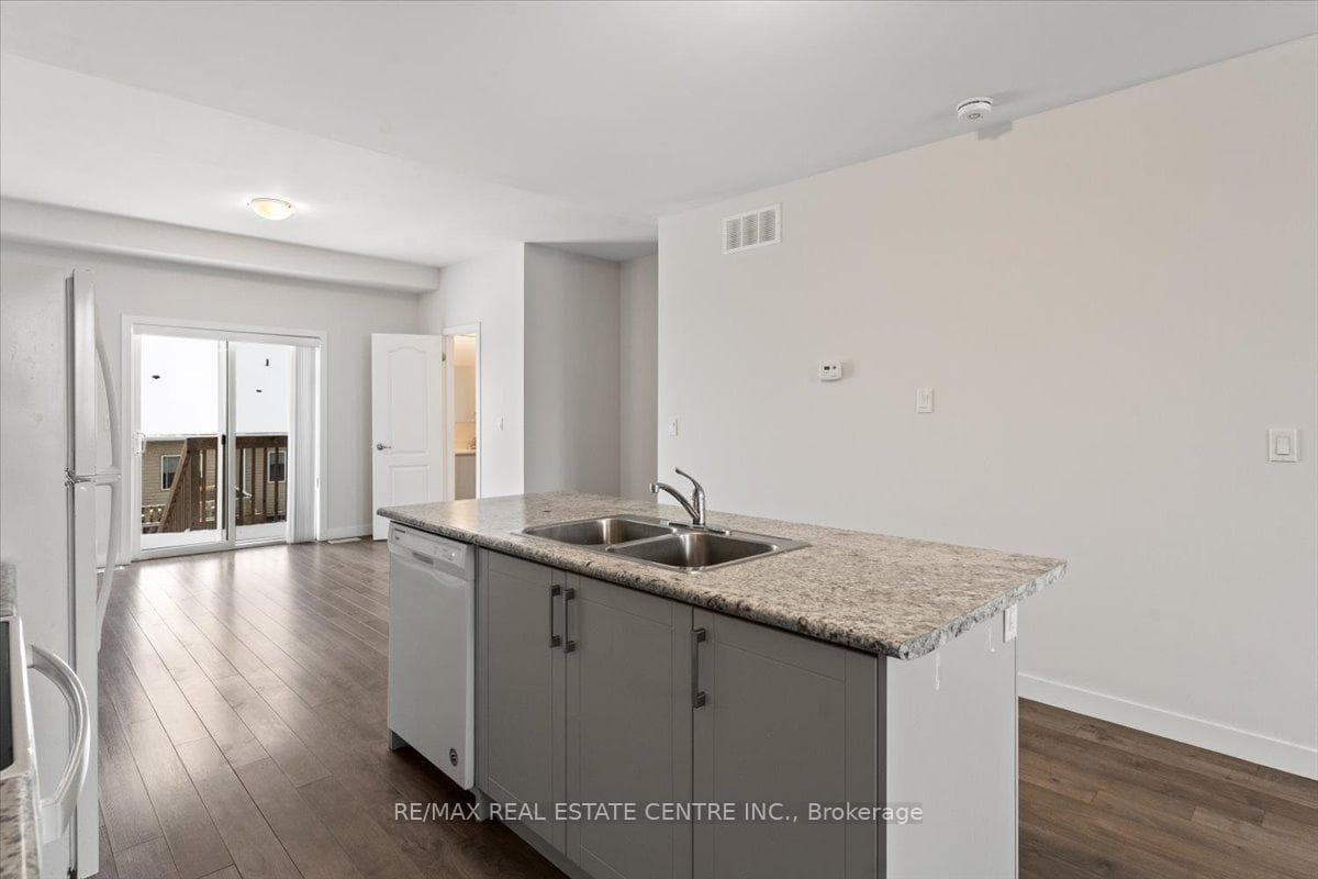 39 Denistoun Street photo 13