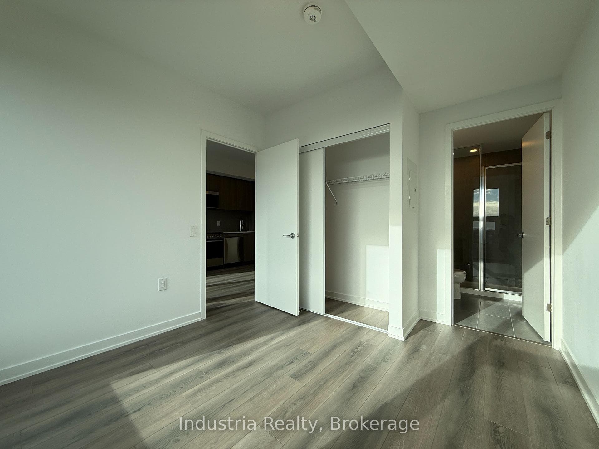 7439 Kingston Road Unit 709A photo 11