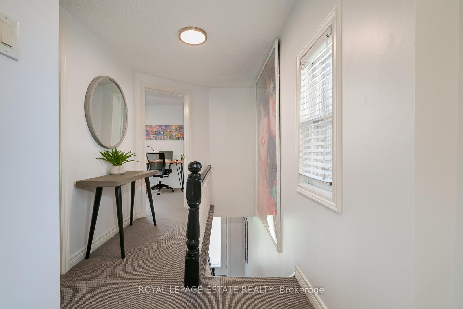 225 Pickering Street photo 17