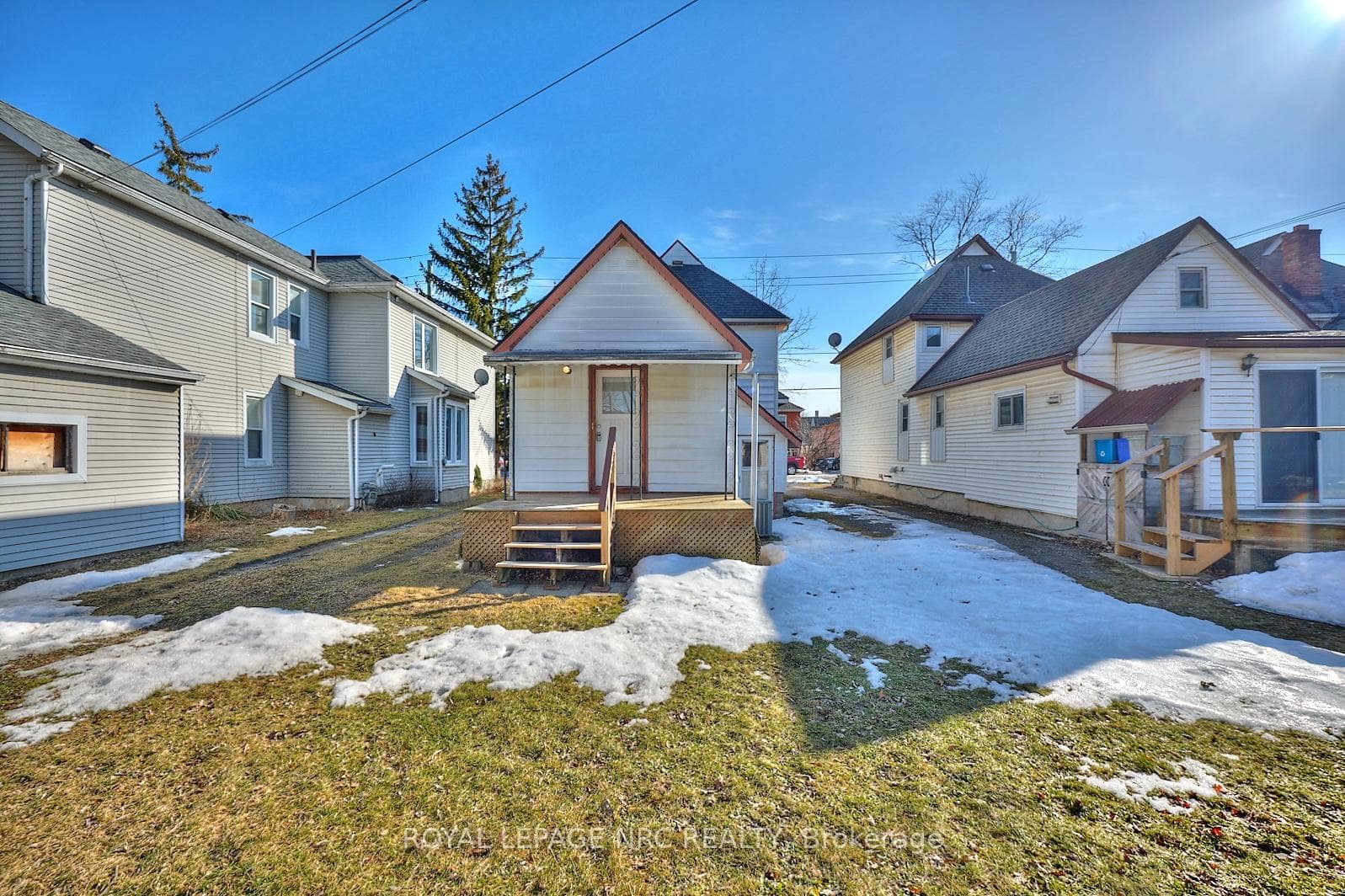 4445 Simcoe Street photo 26