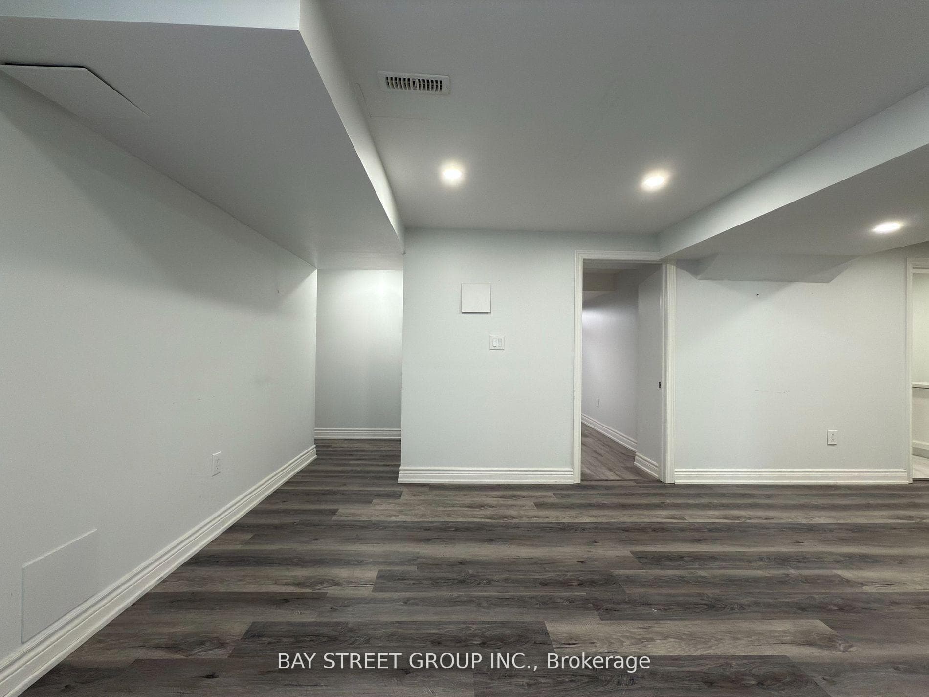 82 Exbury Road Unit Basement photo 5