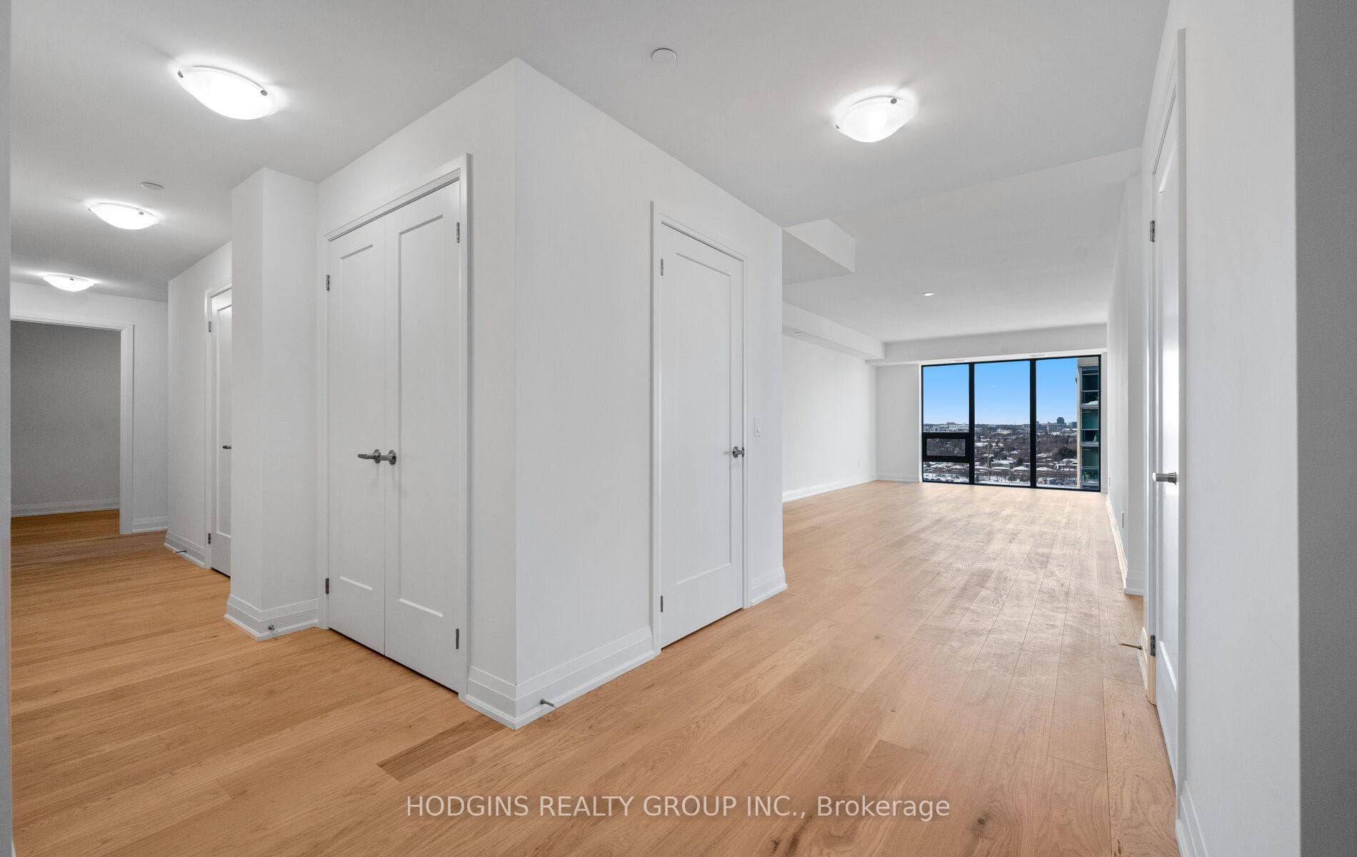 1035 Southdown Road Unit LPH 1801 photo 6