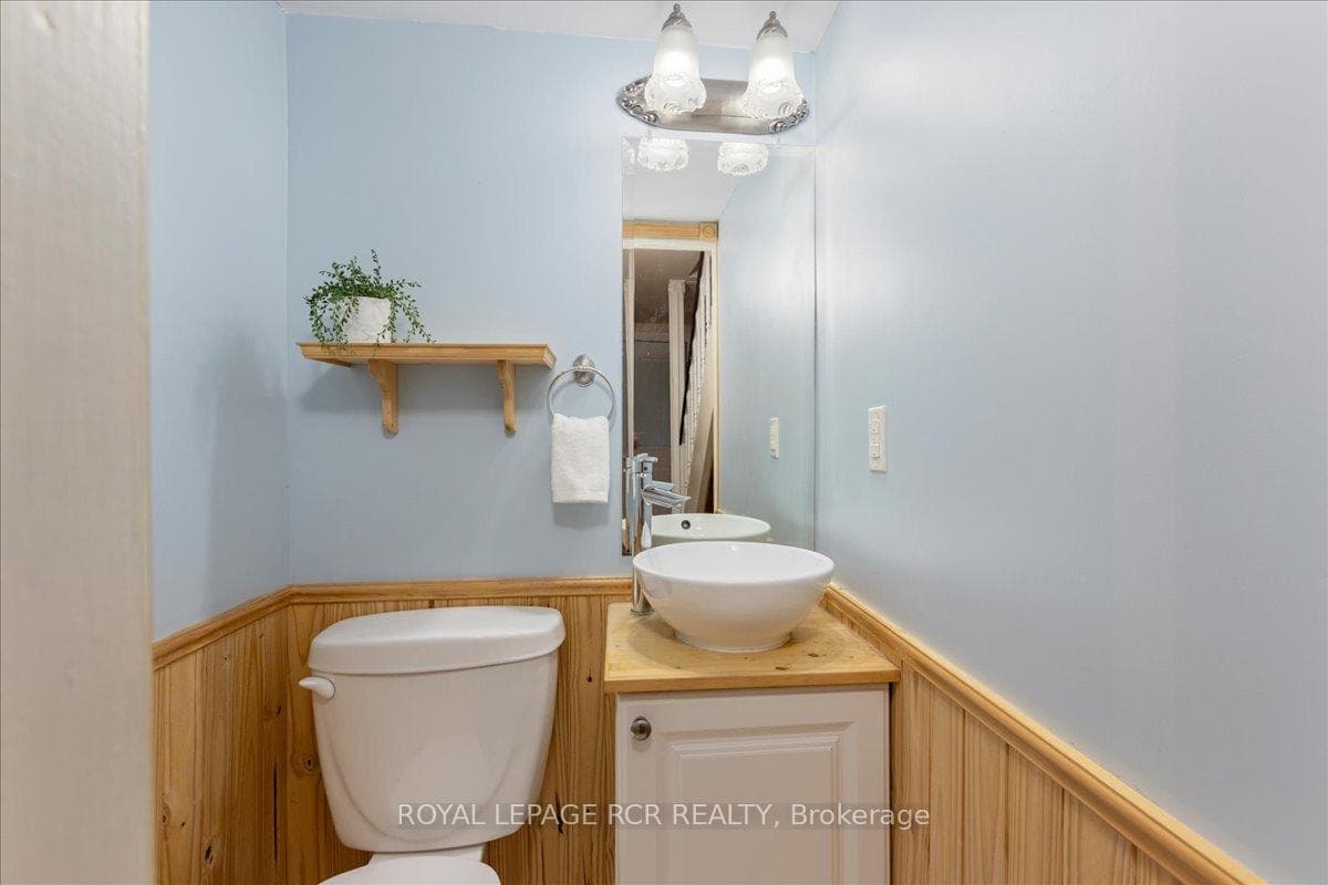 2 Piece Bathroom