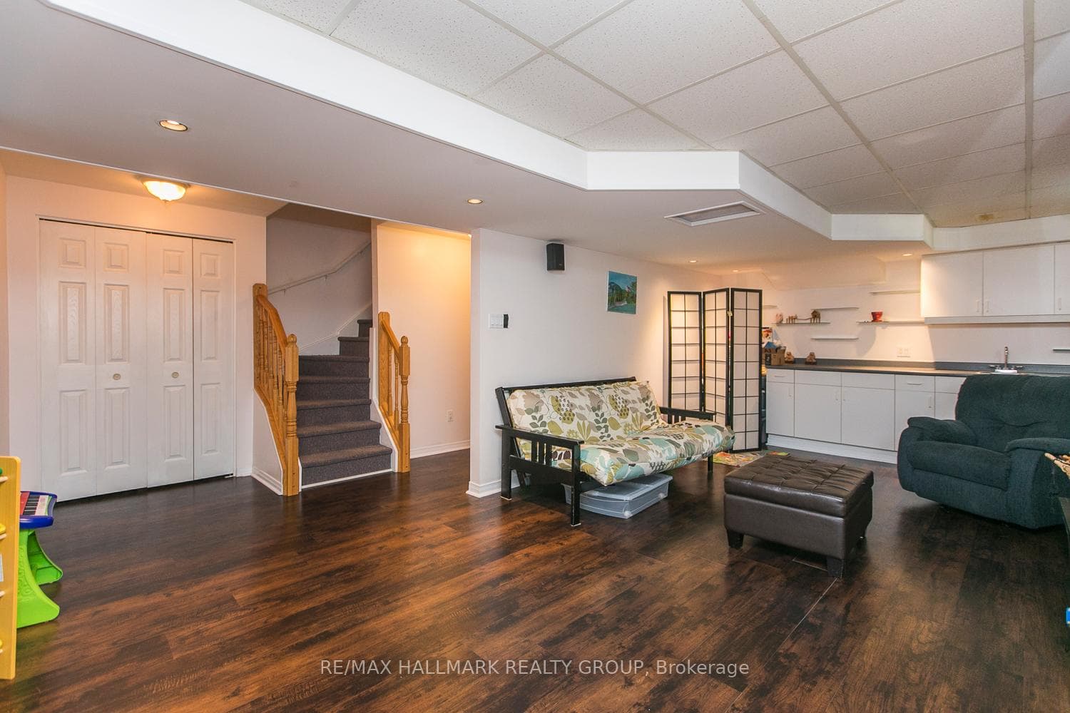 382 Pauline Charron Place photo 35