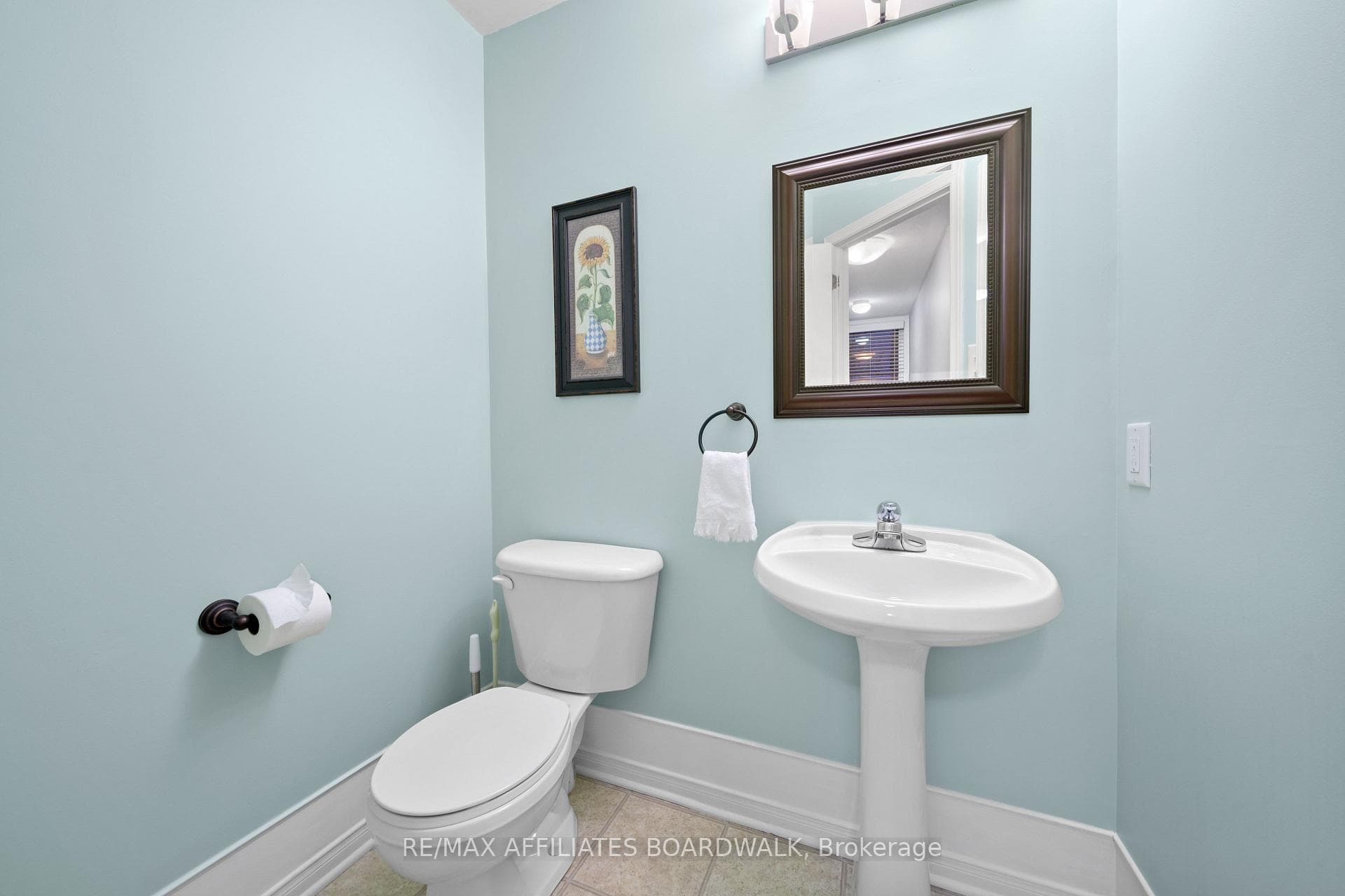 634 St Bruno Street photo 15