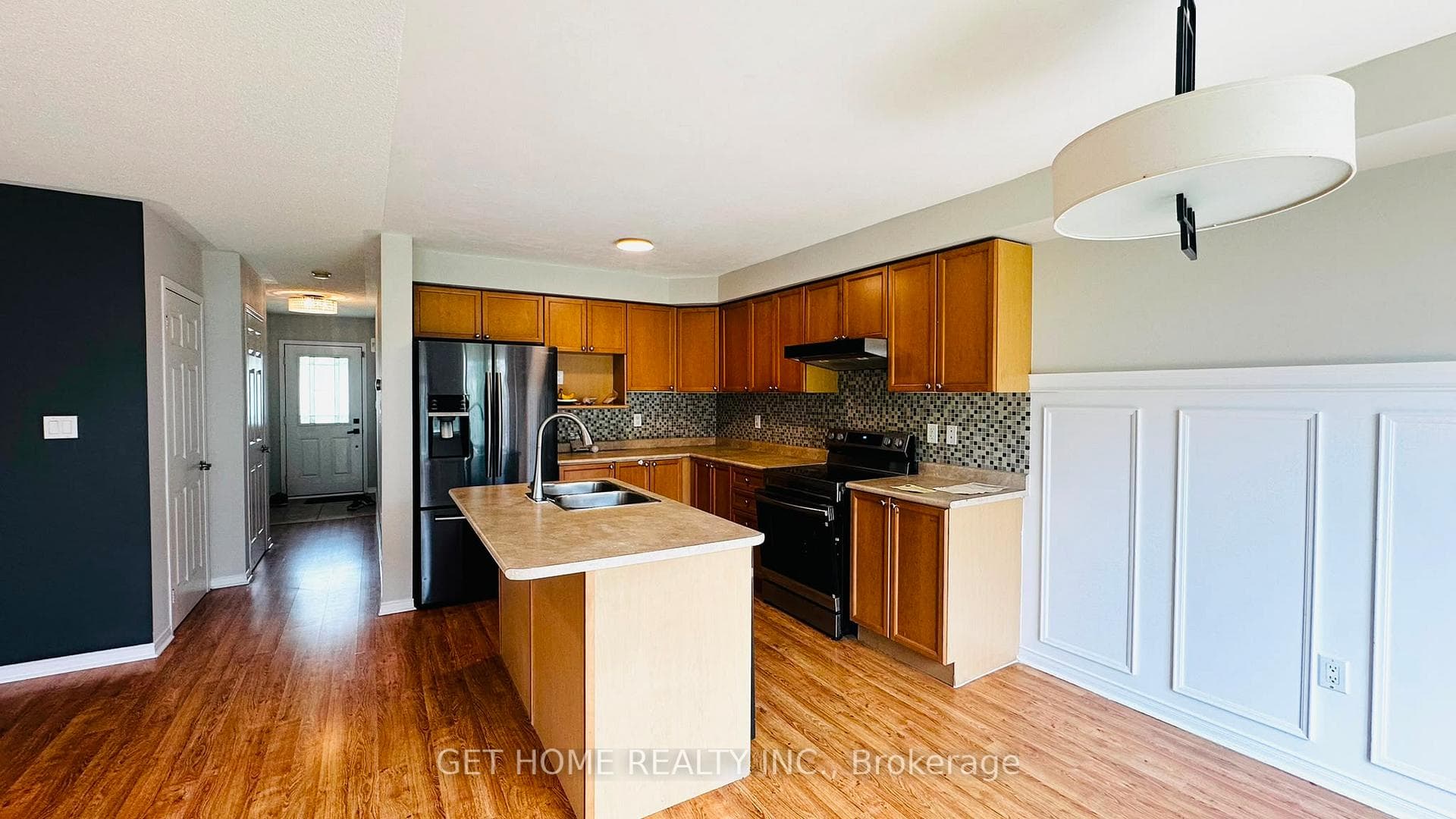 114 Bettina Place photo 5