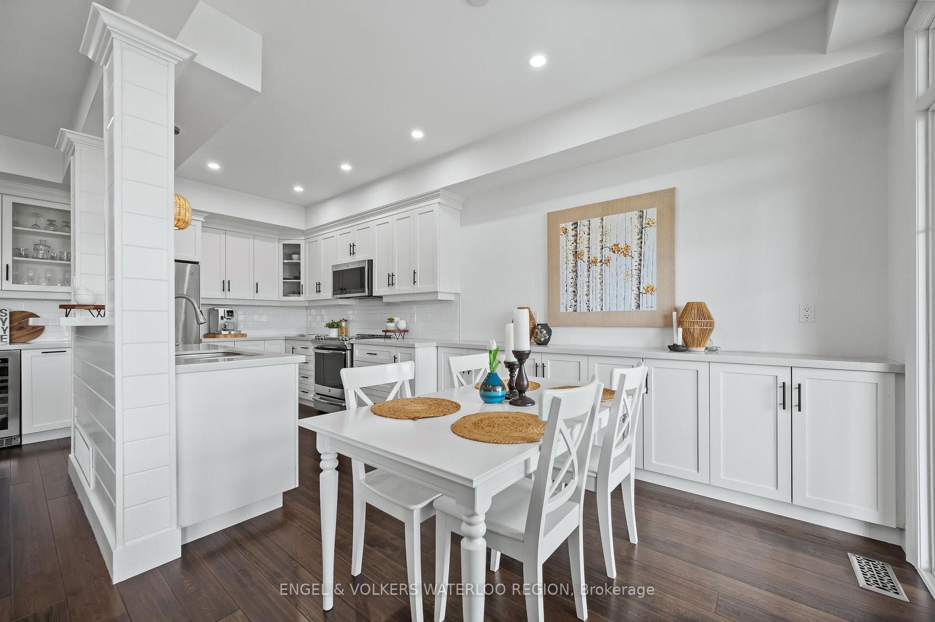86 Dunrobin Lane photo 15
