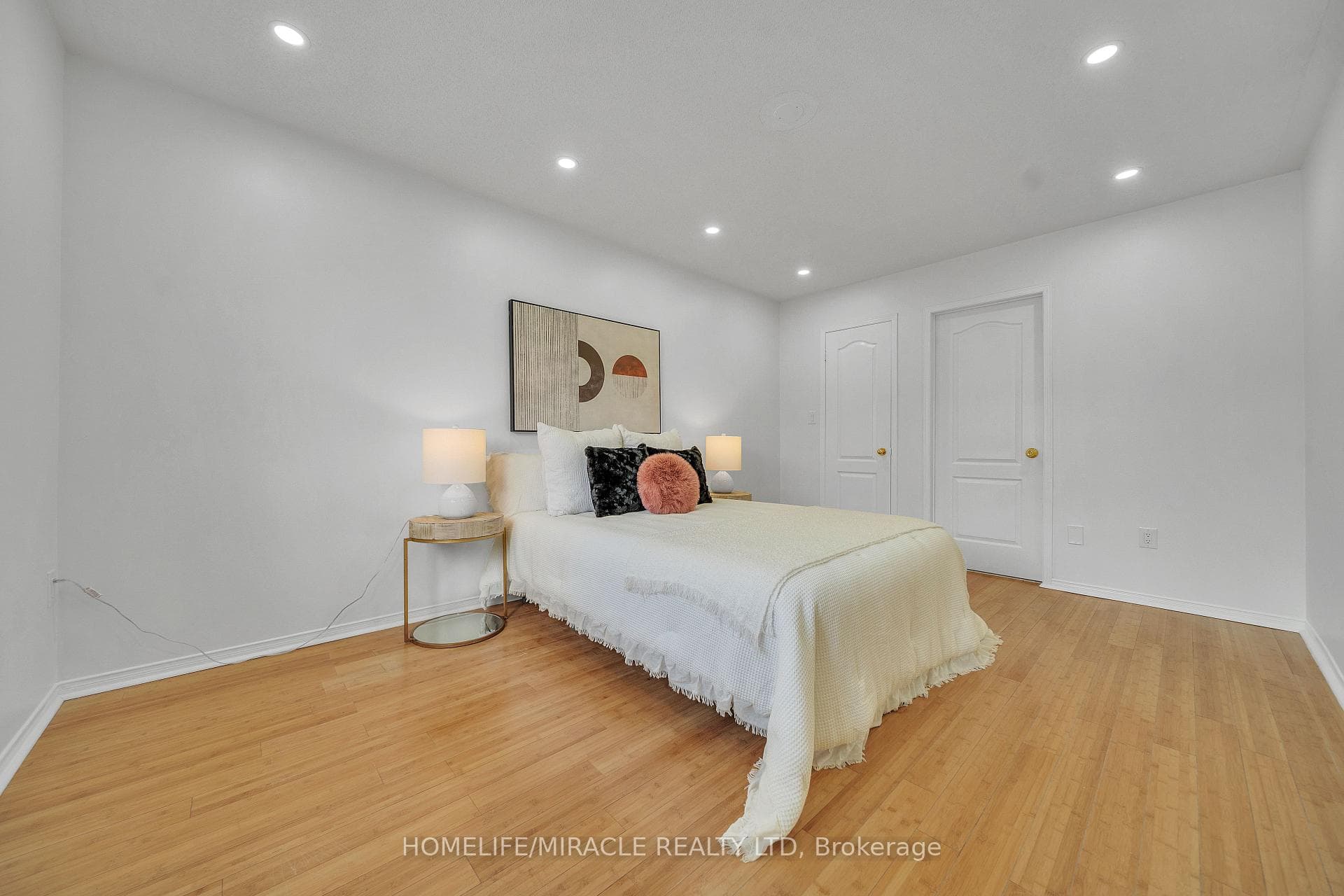 5535 Glen Erin Drive Unit 75 photo 40