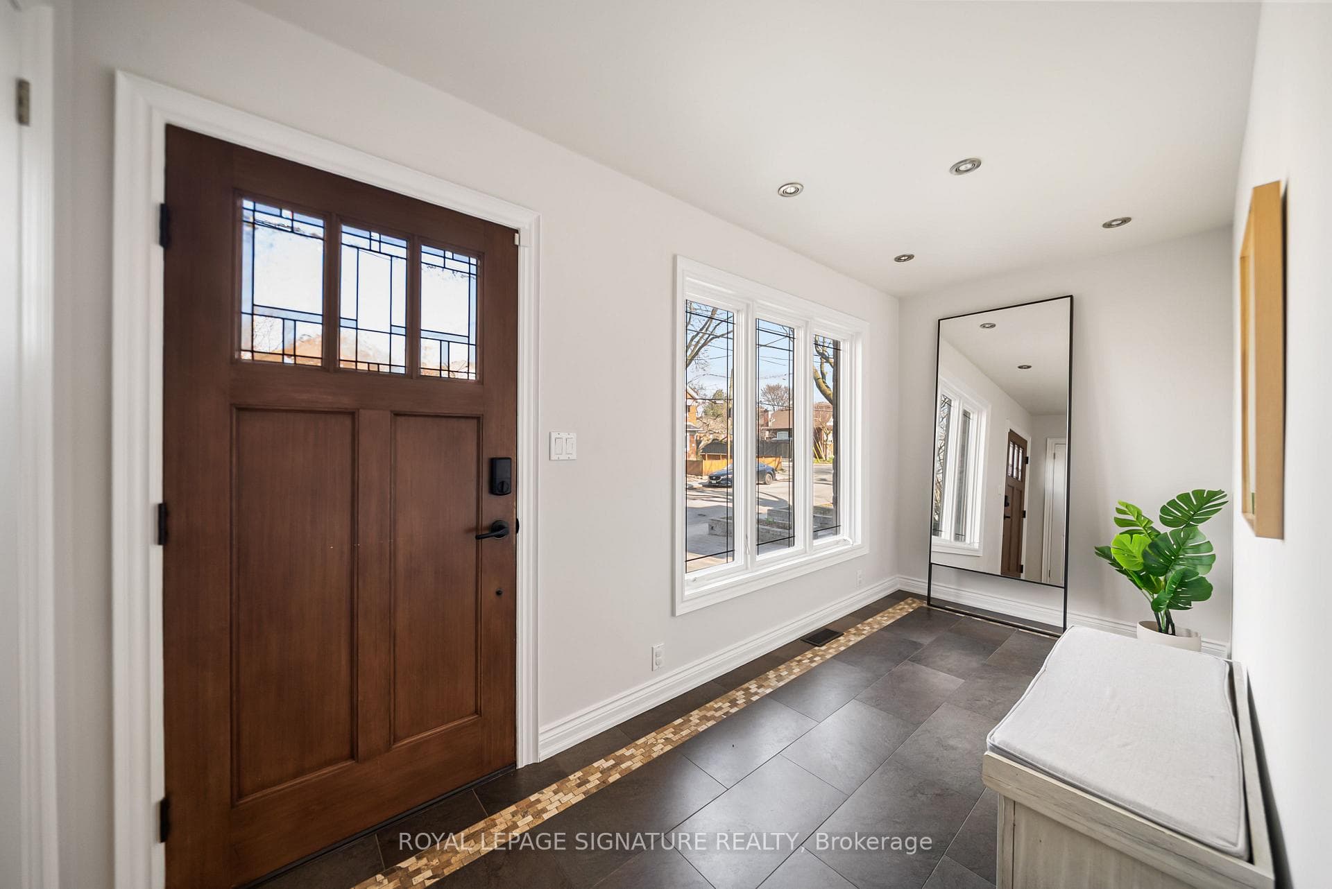 220 Westlake Avenue photo 5