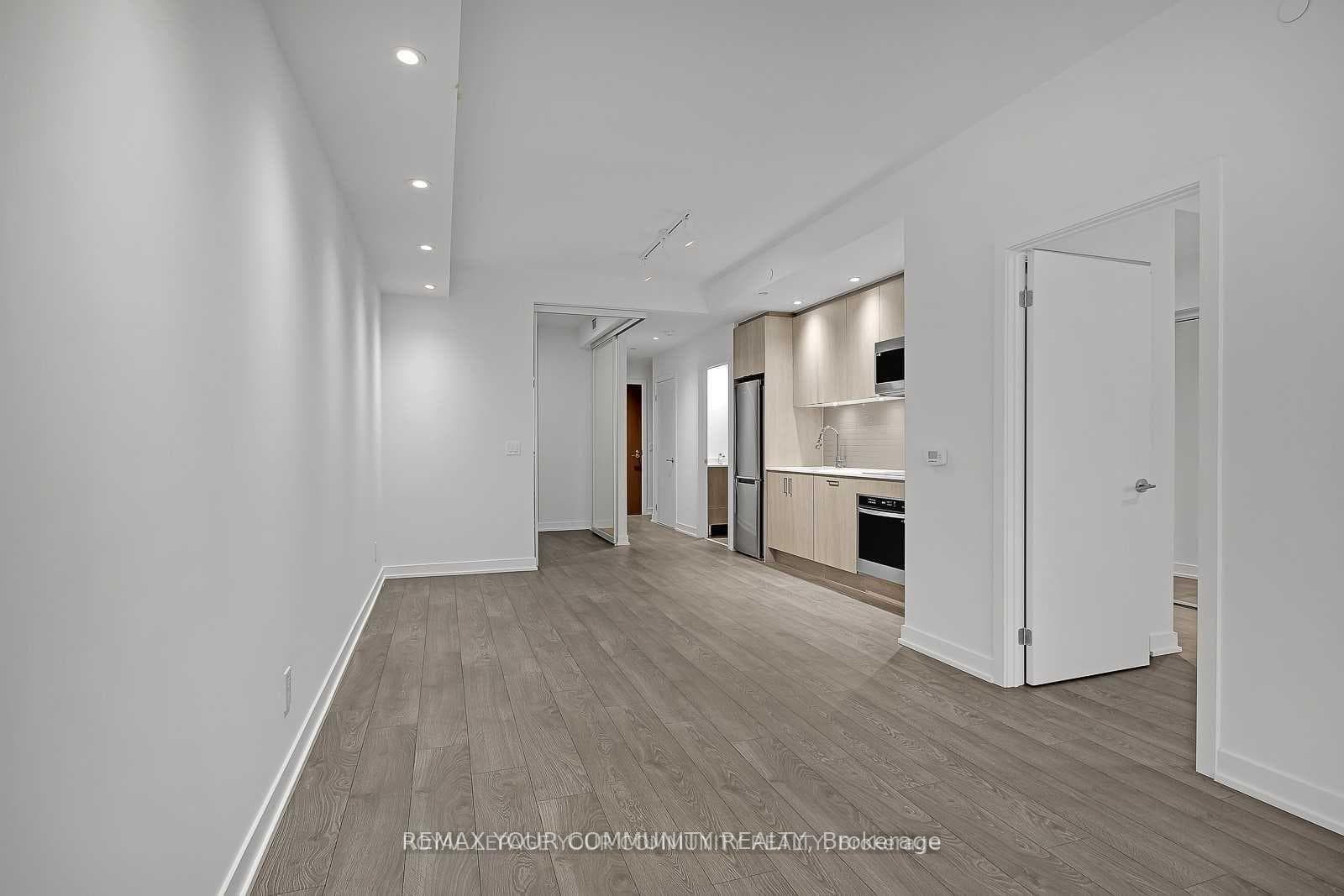 1926 Lake shore Boulevard Unit 3705E photo 18