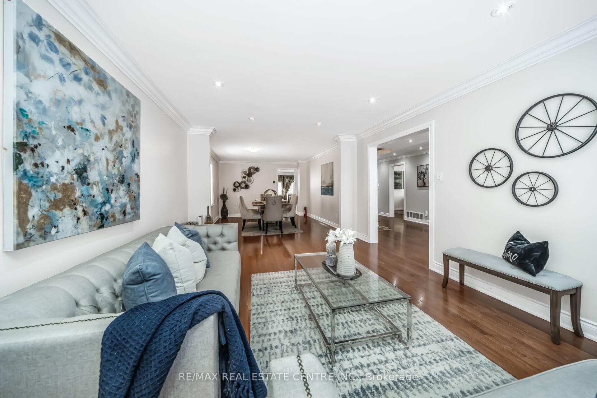 11 Moorehead Crescent photo 10