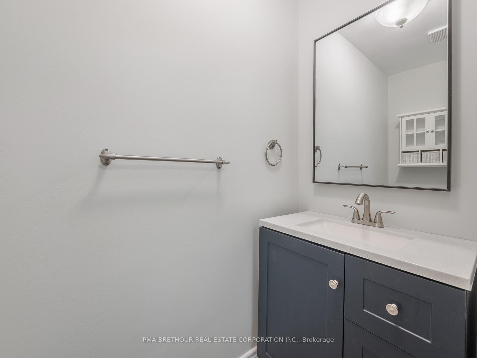 110 White Pine Crescent photo 23