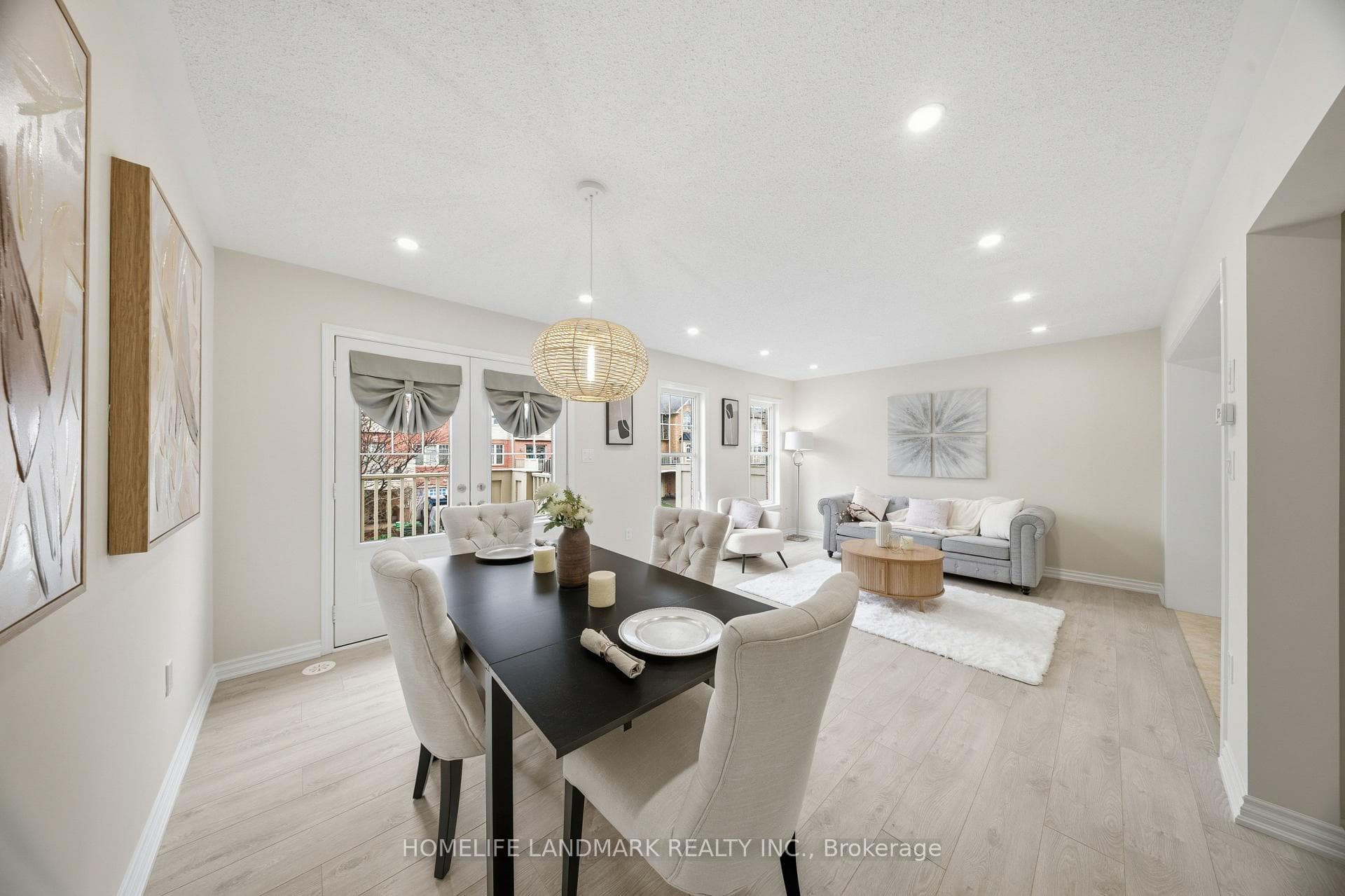 268 Wetenhall Landing photo 19