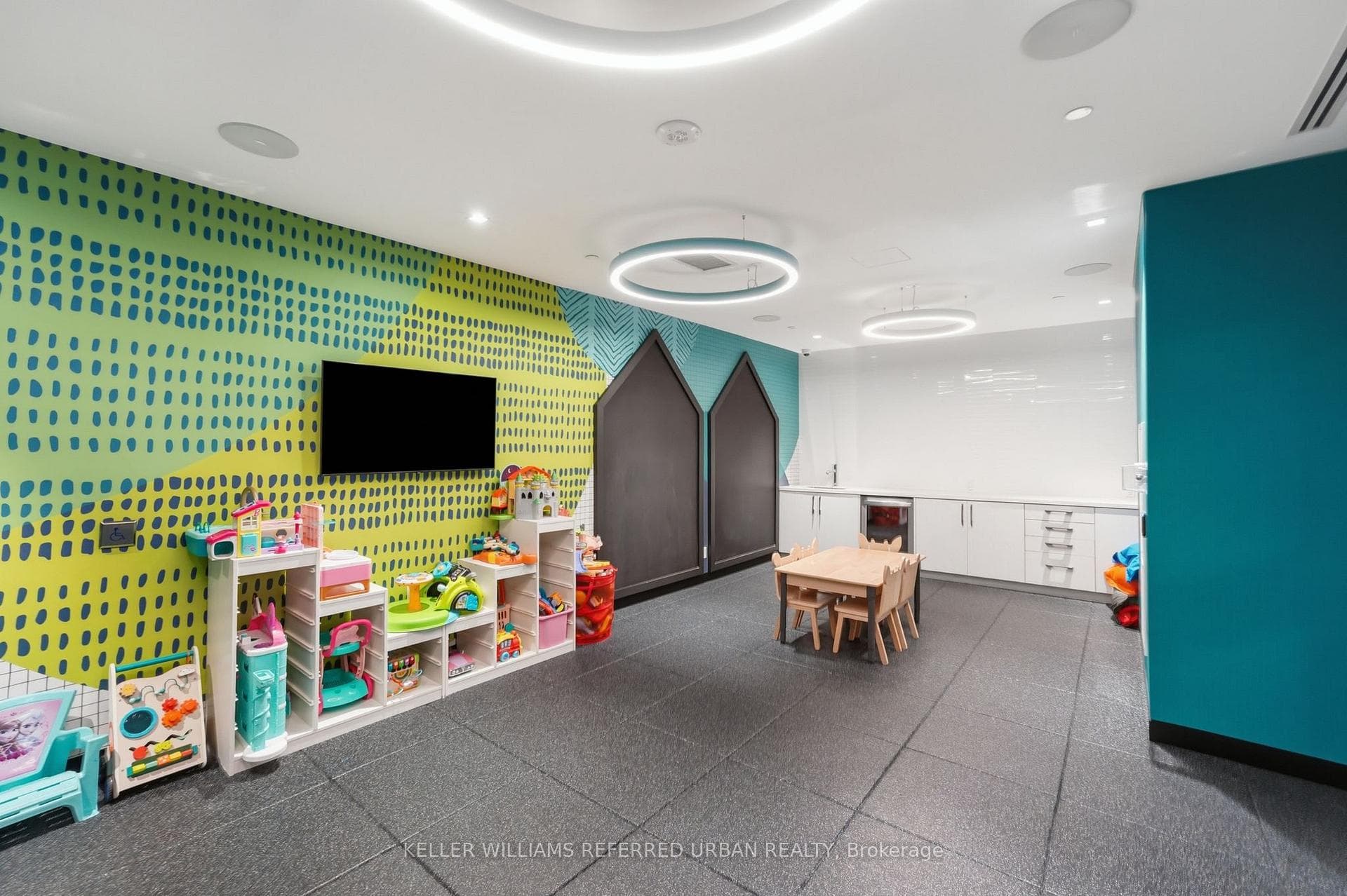 Child play room