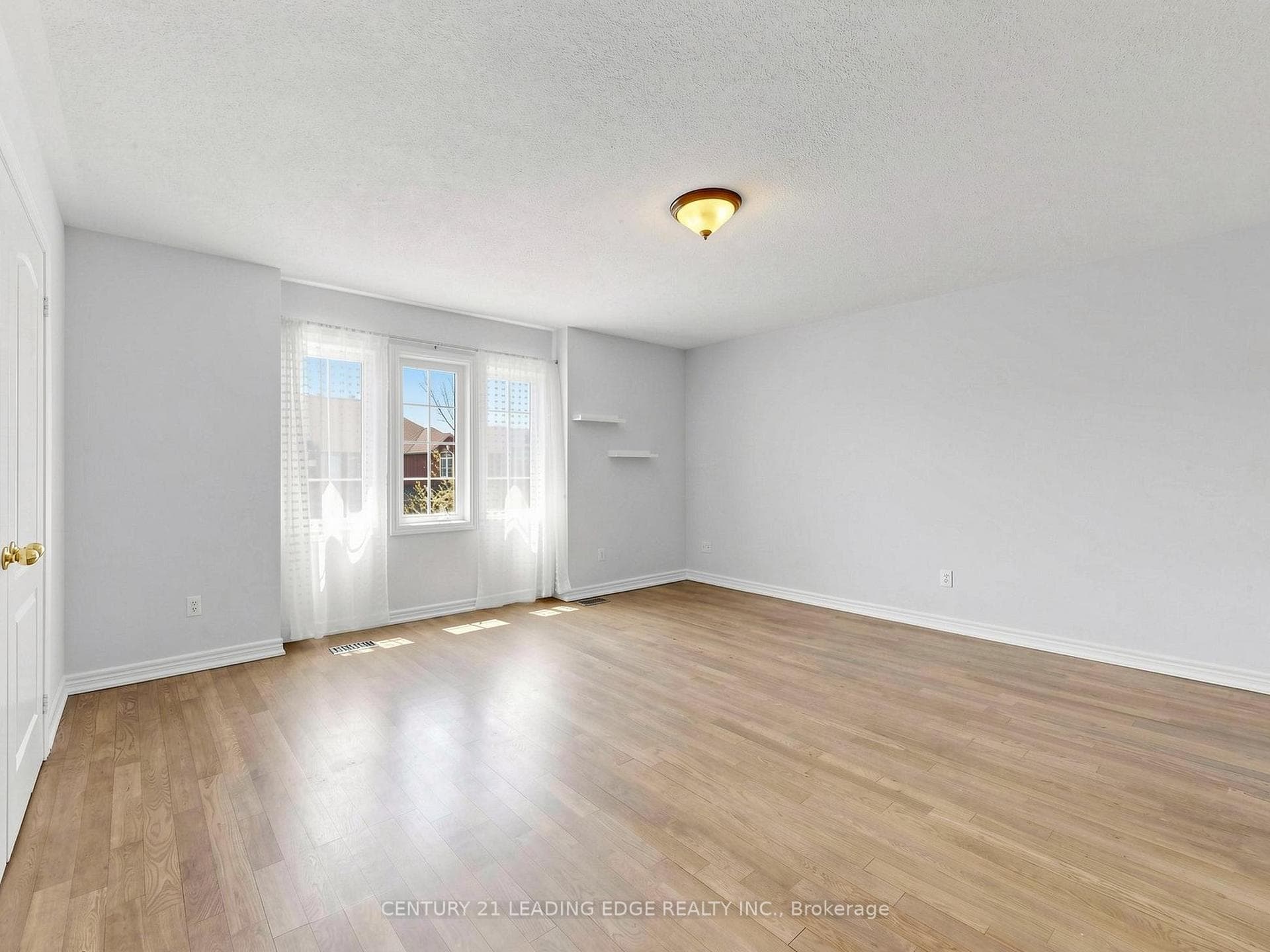 24 Saltspring Drive photo 27