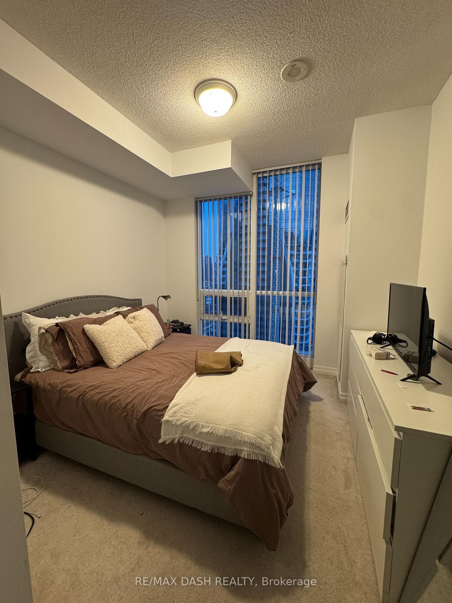 12 Yonge Street Unit 1904 photo 6