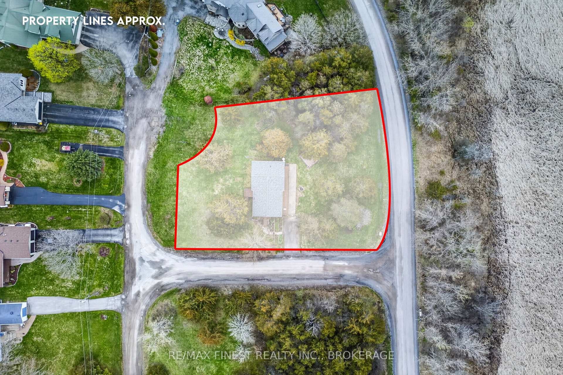 8 Sunrise Court photo 37