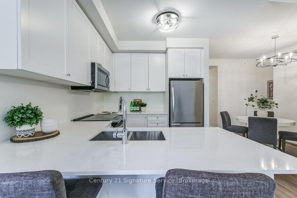 652 Cricklewood Drive Unit 202 photo 10