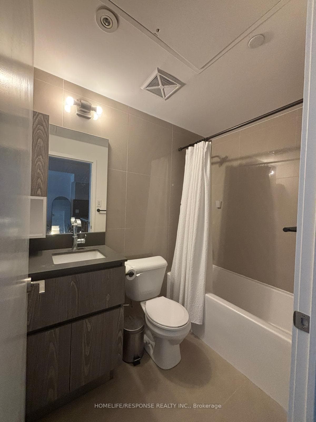 30 BASEBALL Place Unit 304 photo 8