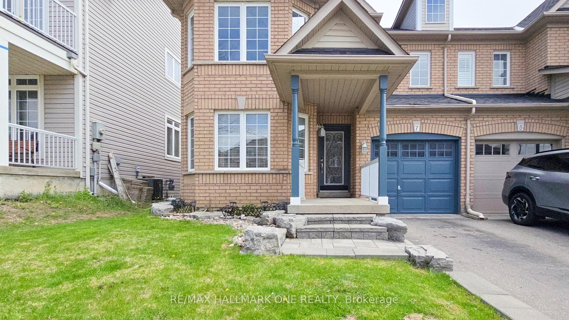 7 Laurendale Avenue photo 4