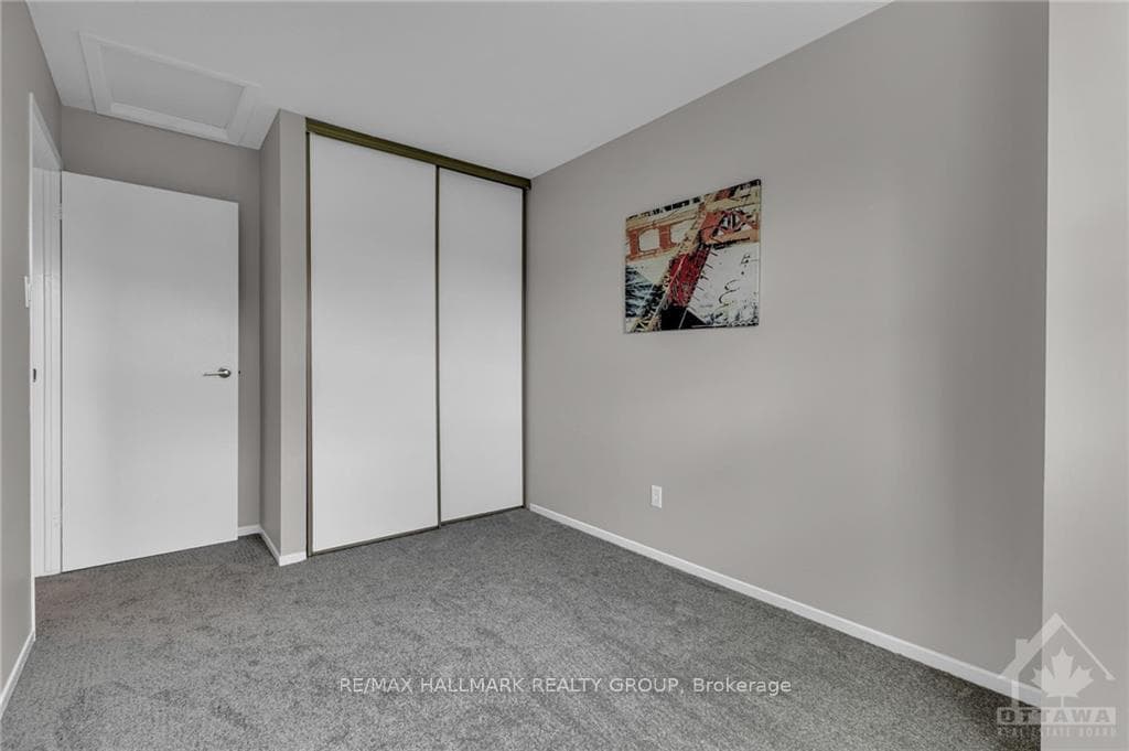 61 BENTBROOK Crescent photo 18