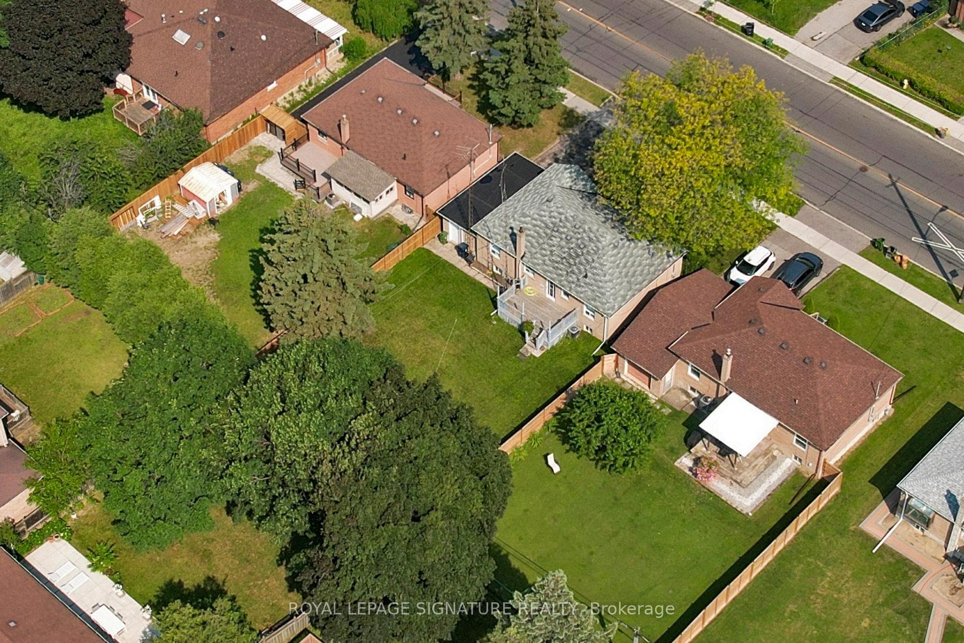 479 Drewry Avenue photo 25