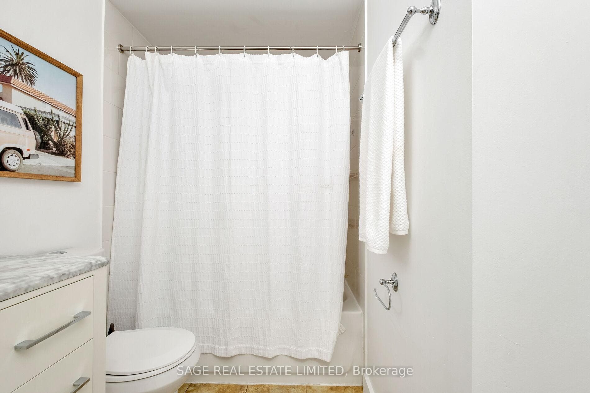 601 Kingston Road Unit 512 photo 22