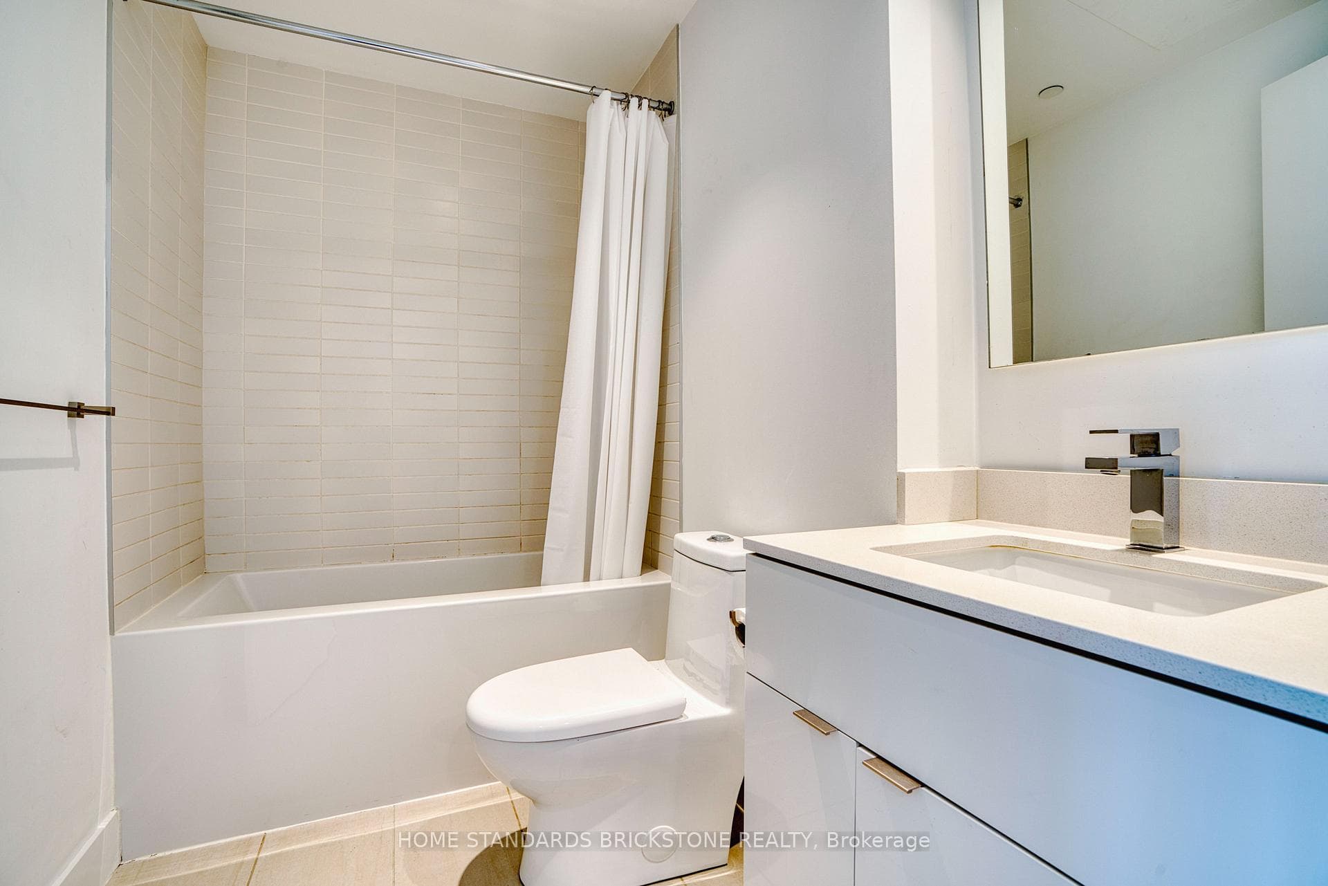 7 Grenville Street Unit 2406 photo 20