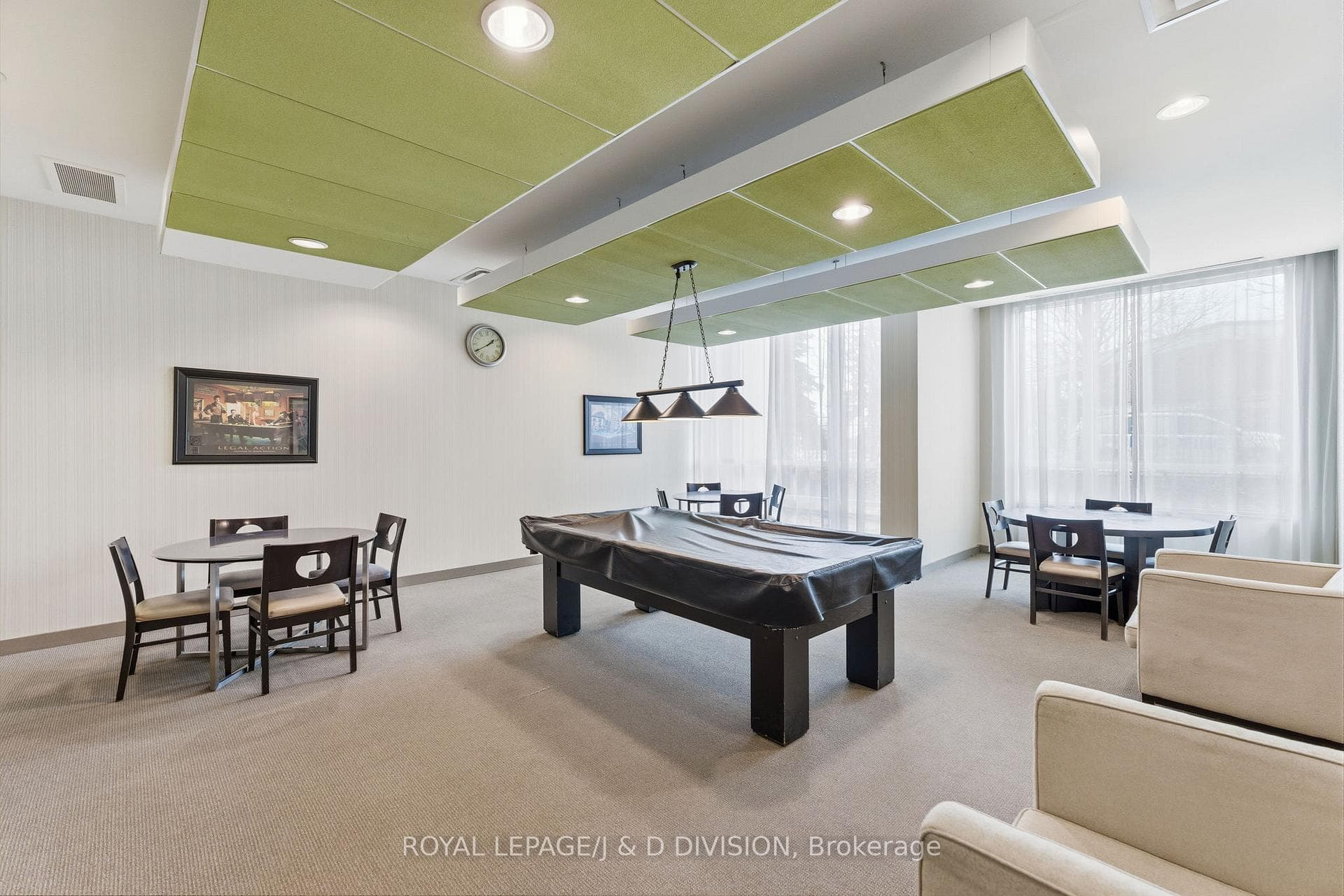 Building Amenities: Party Room
