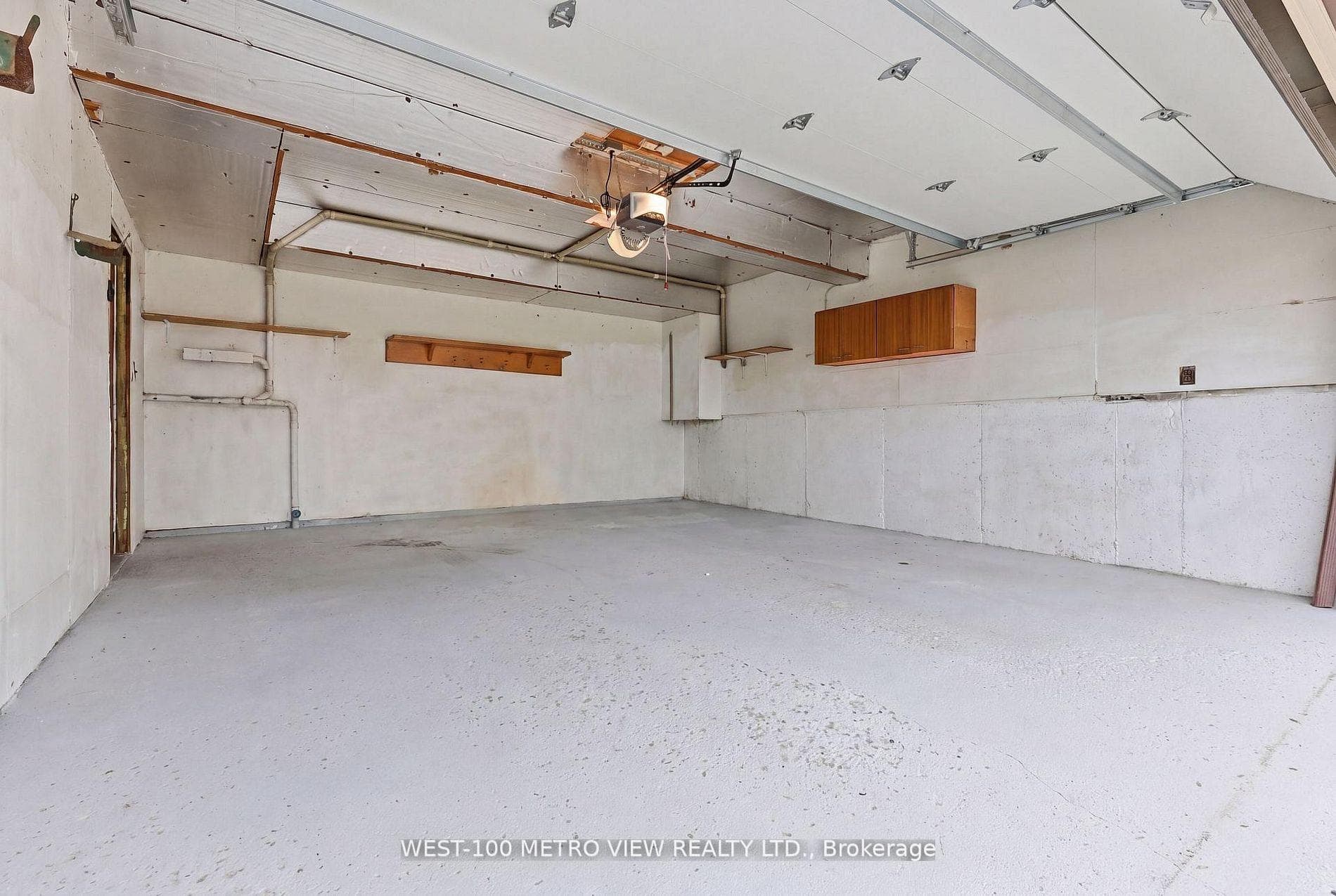 3099 Bentworth Drive photo 23