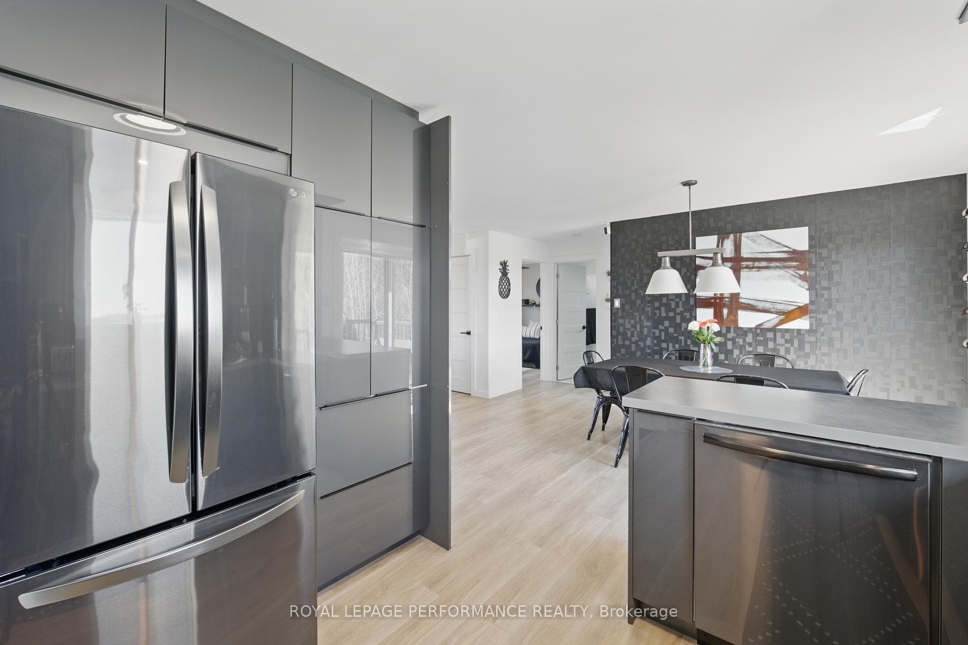1699 Bay Road photo 12