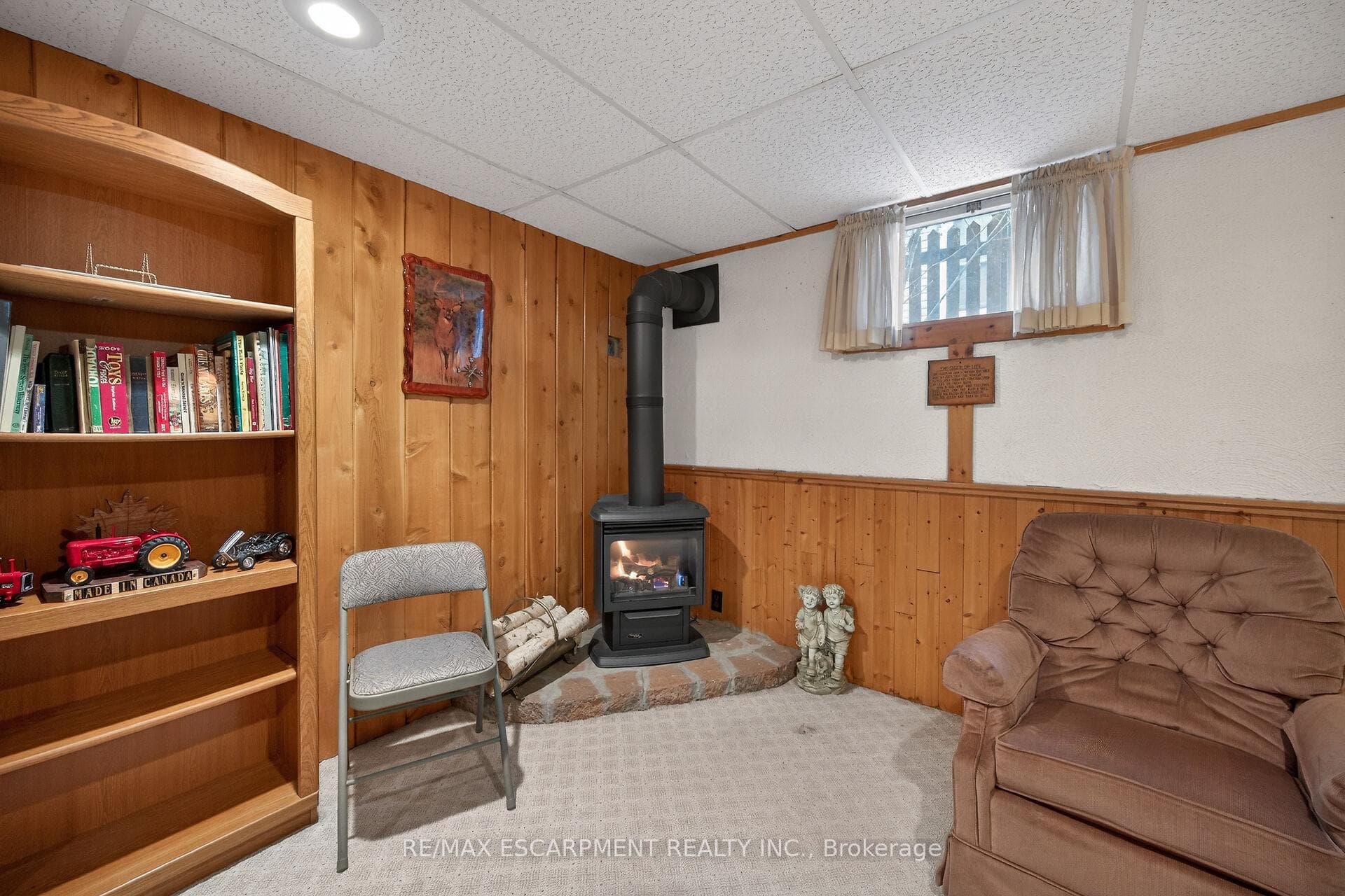 814 CEDAR Street photo 35