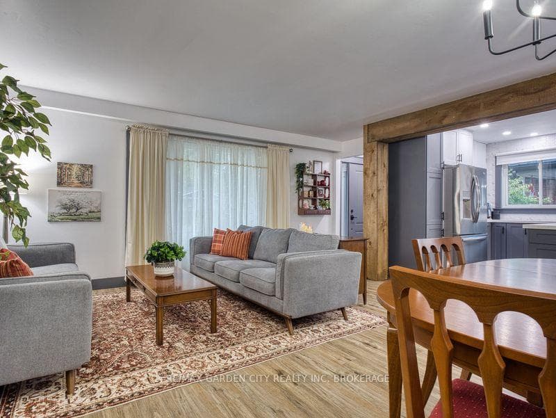 17 Regent Drive photo 16