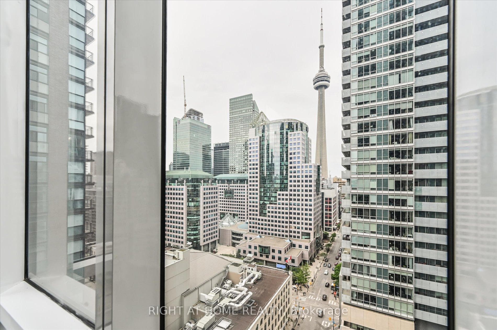 295 Adelaide Street Unit 2107 photo 15