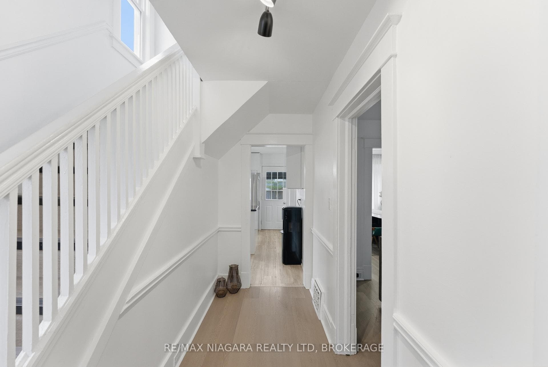 243 Geneva Street photo 4