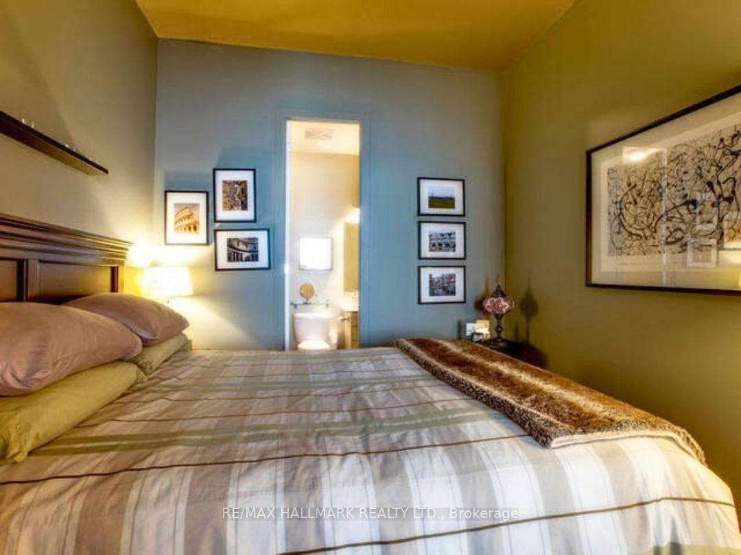 23 Brant Street Unit 310 photo 10