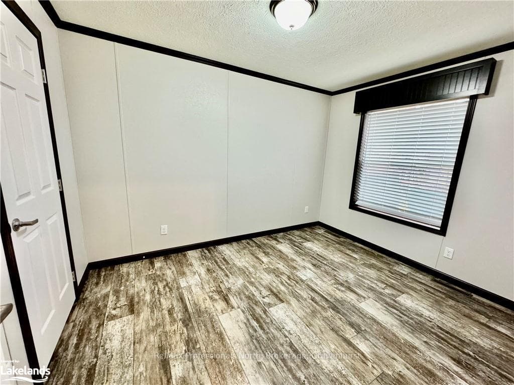 1007 RACOON Road Unit 19 photo 14