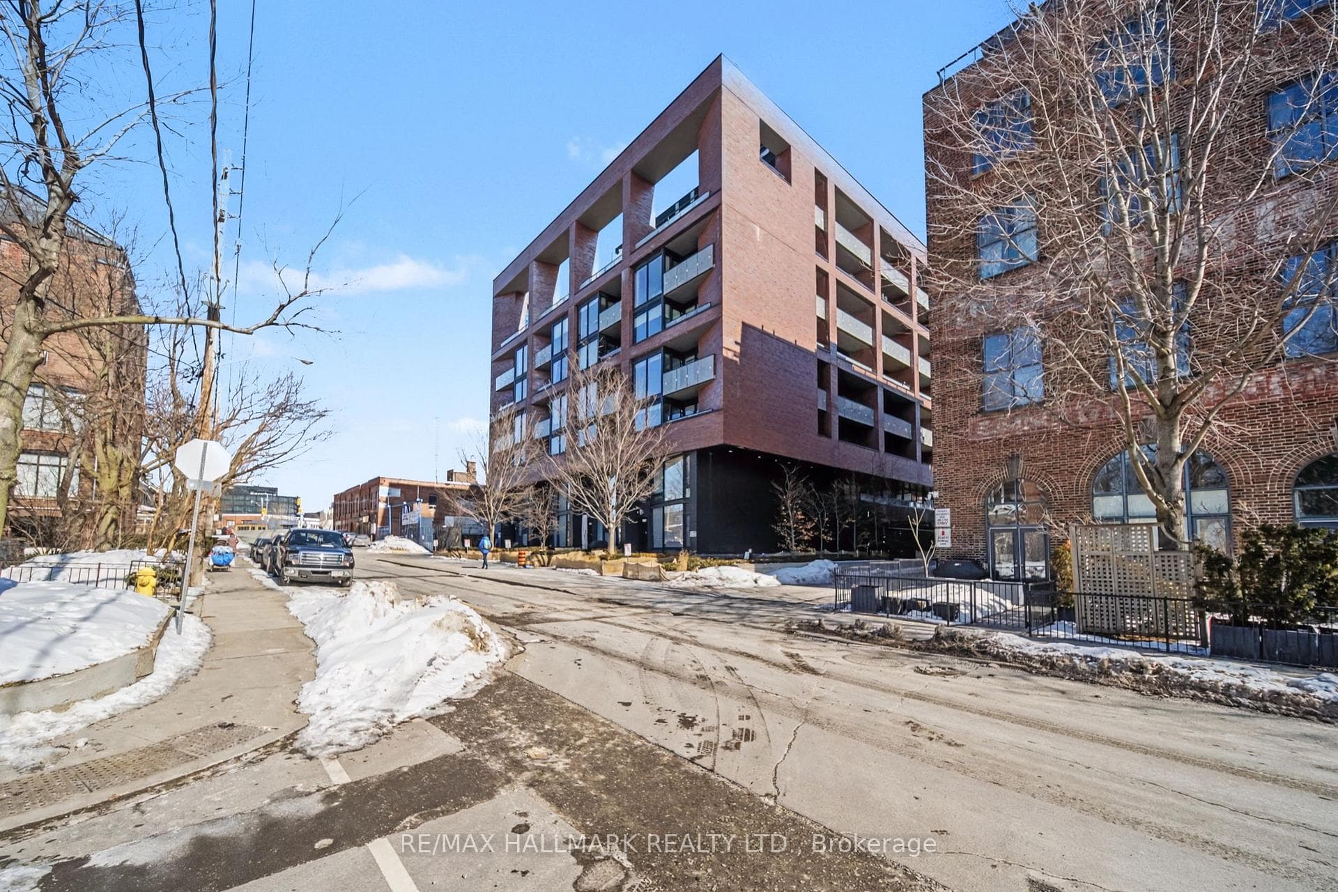 383 Sorauren Avenue Unit 609 photo 30